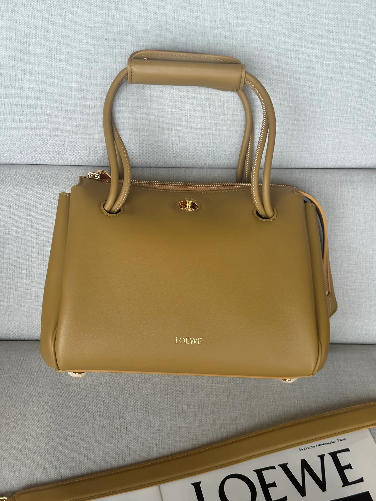 Классические Сумки Женские Loewe 1889714