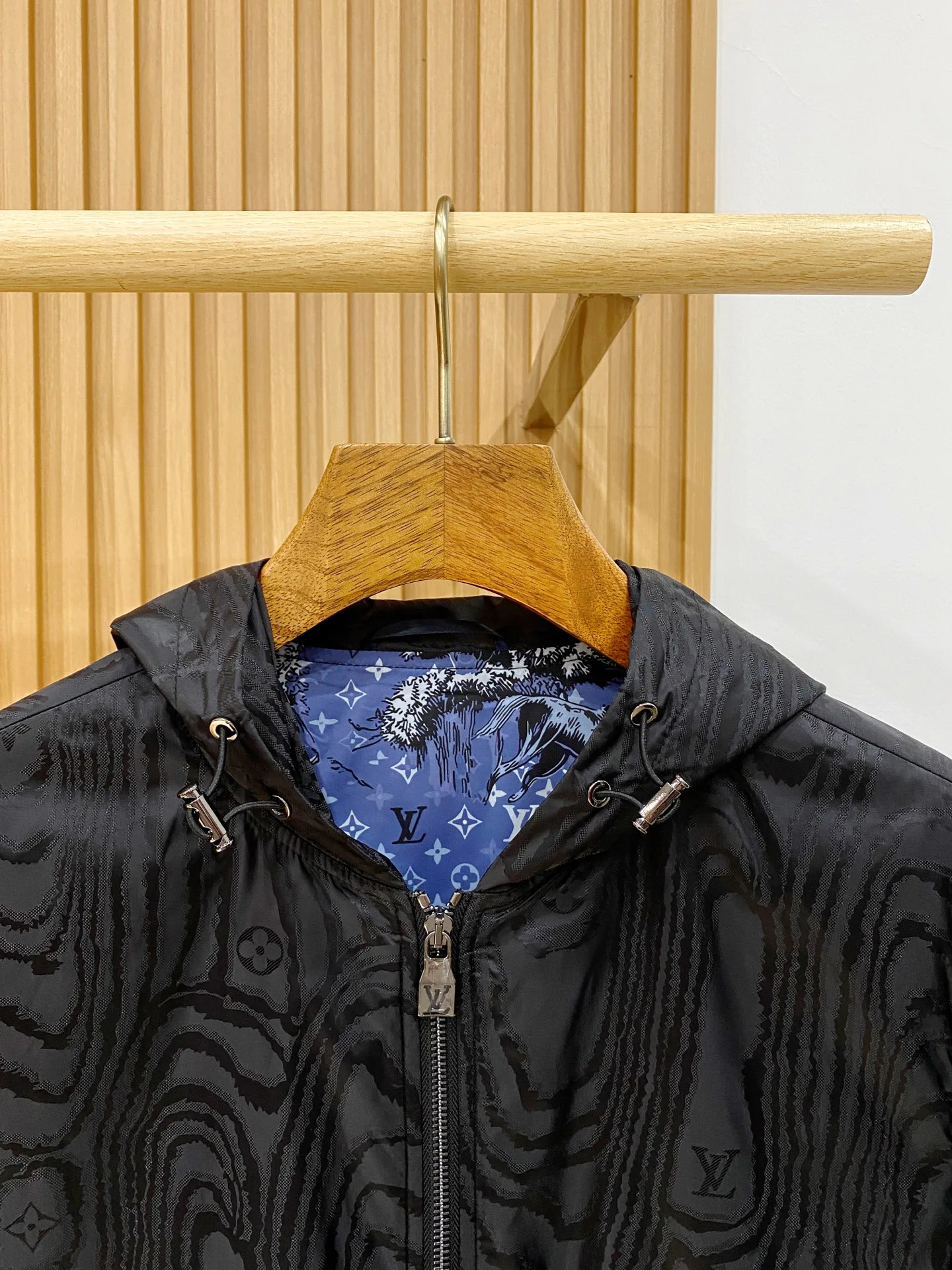 Куртки И Пуховики Мужские Louis Vuitton 18246889