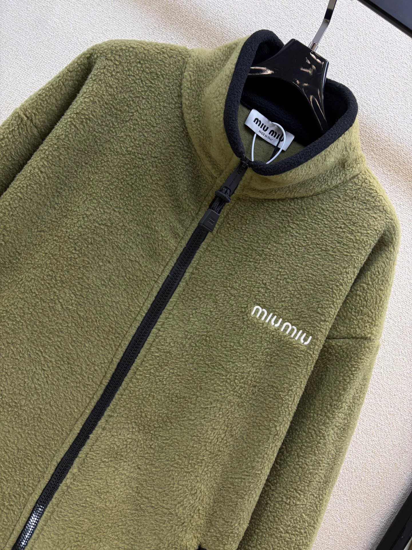 Куртки И Пуховики Женские Miu Miu 18408061
