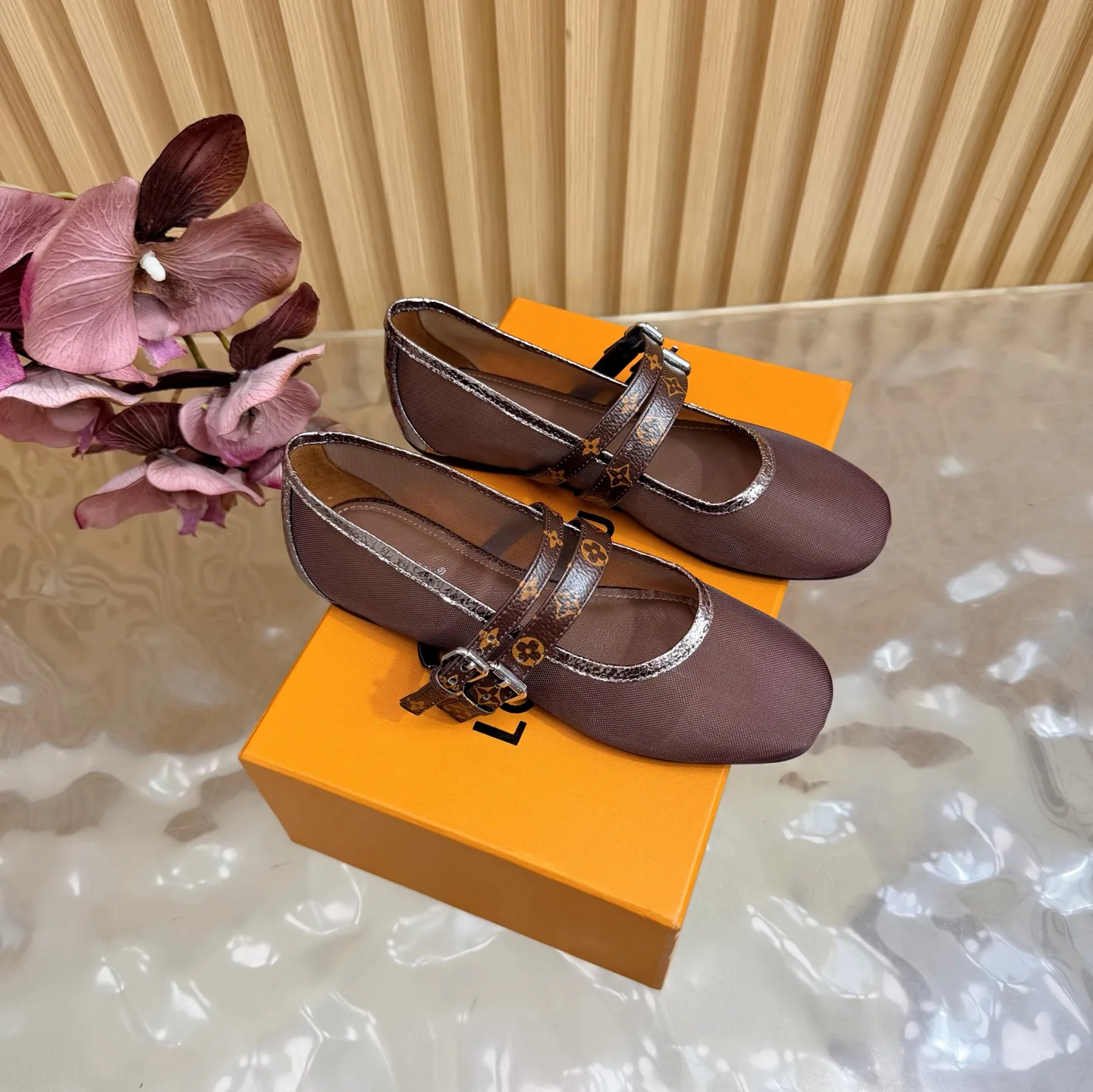 Туфли Женские Louis Vuitton 13542404