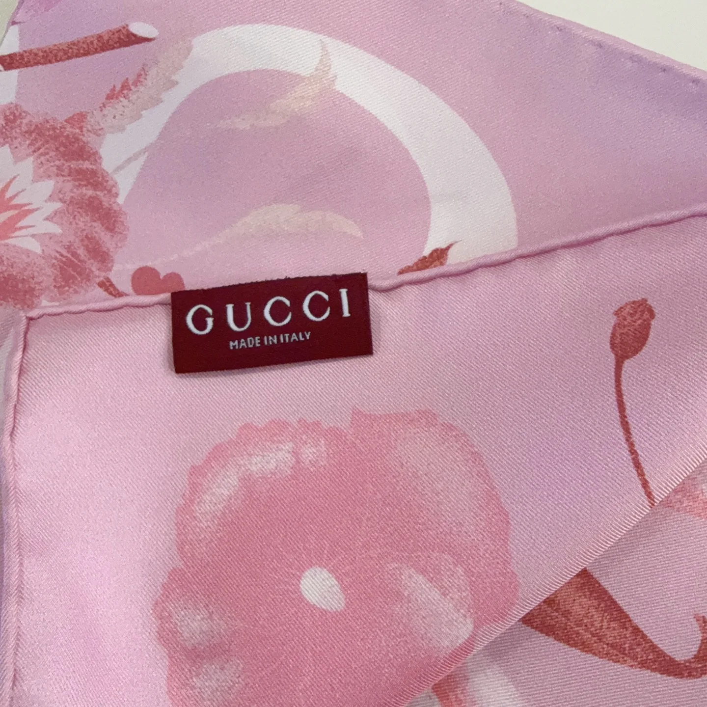 Шарфы Gucci 13325690