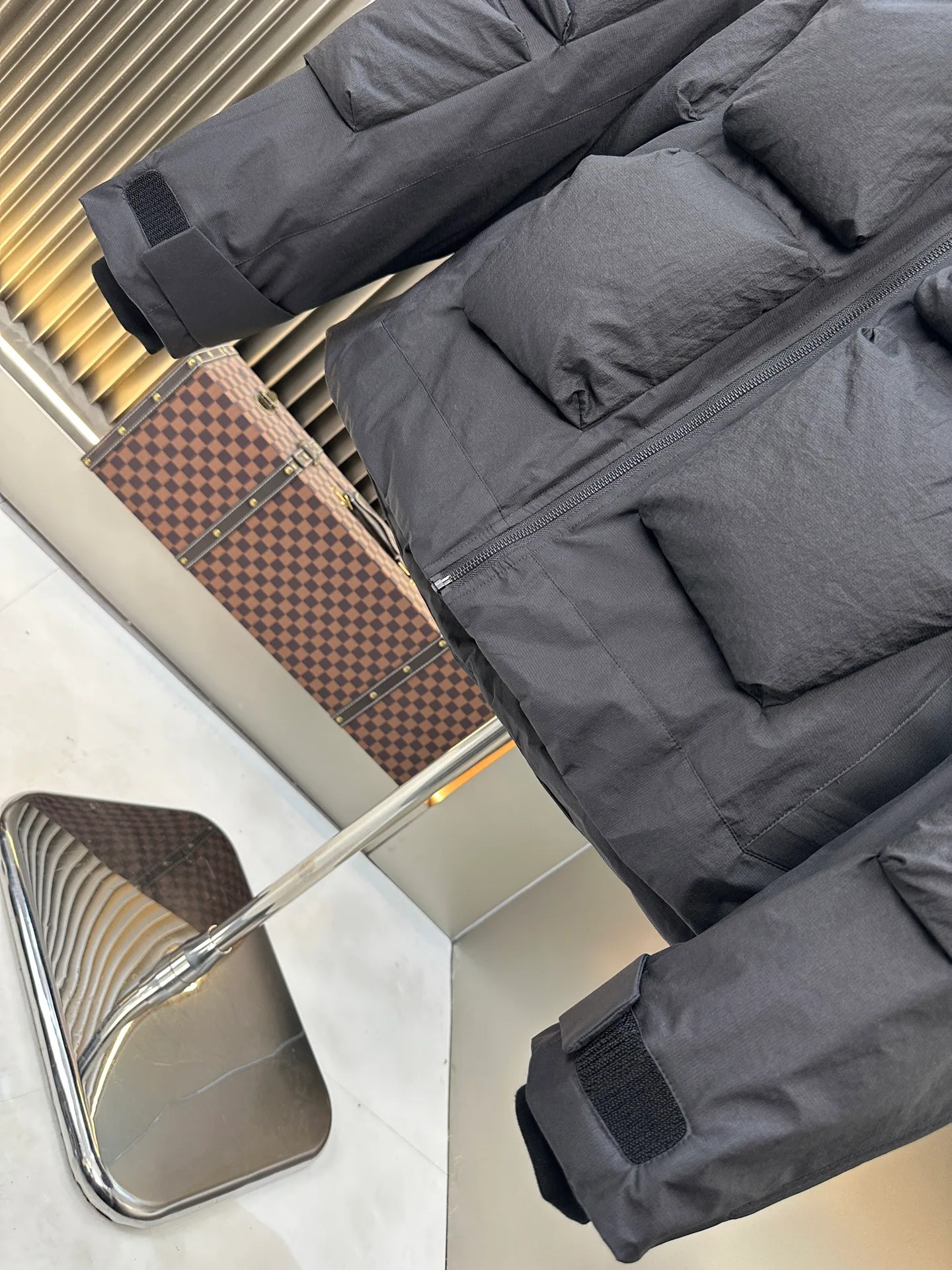 Куртки И Пуховики Женские Balenciaga 788976