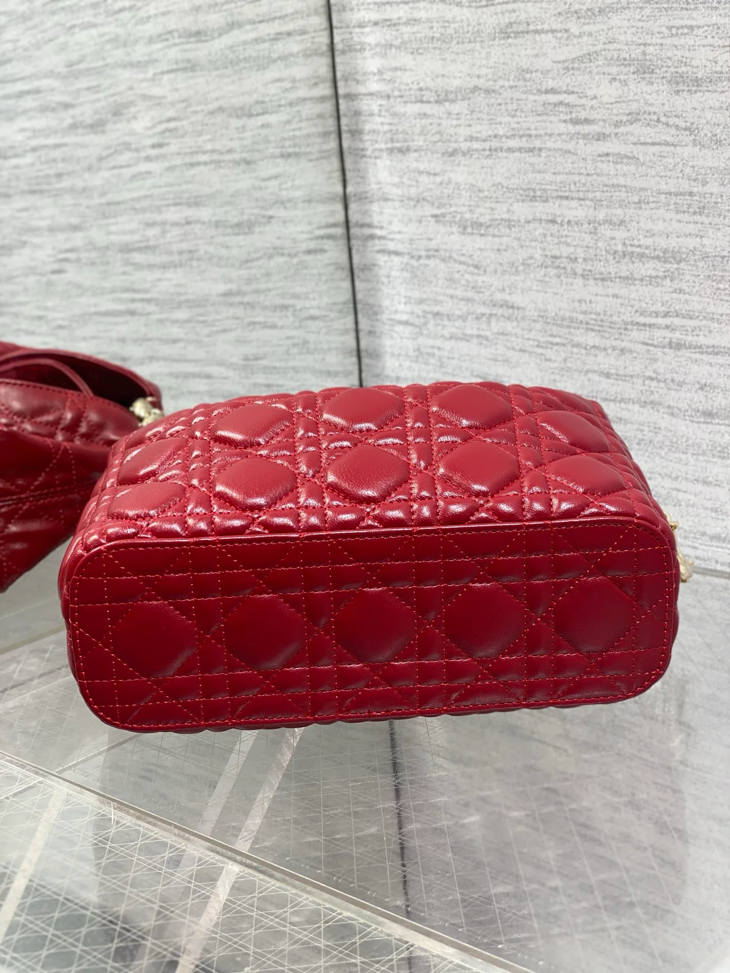 Классические Сумки Женские Christian Dior 18242106
