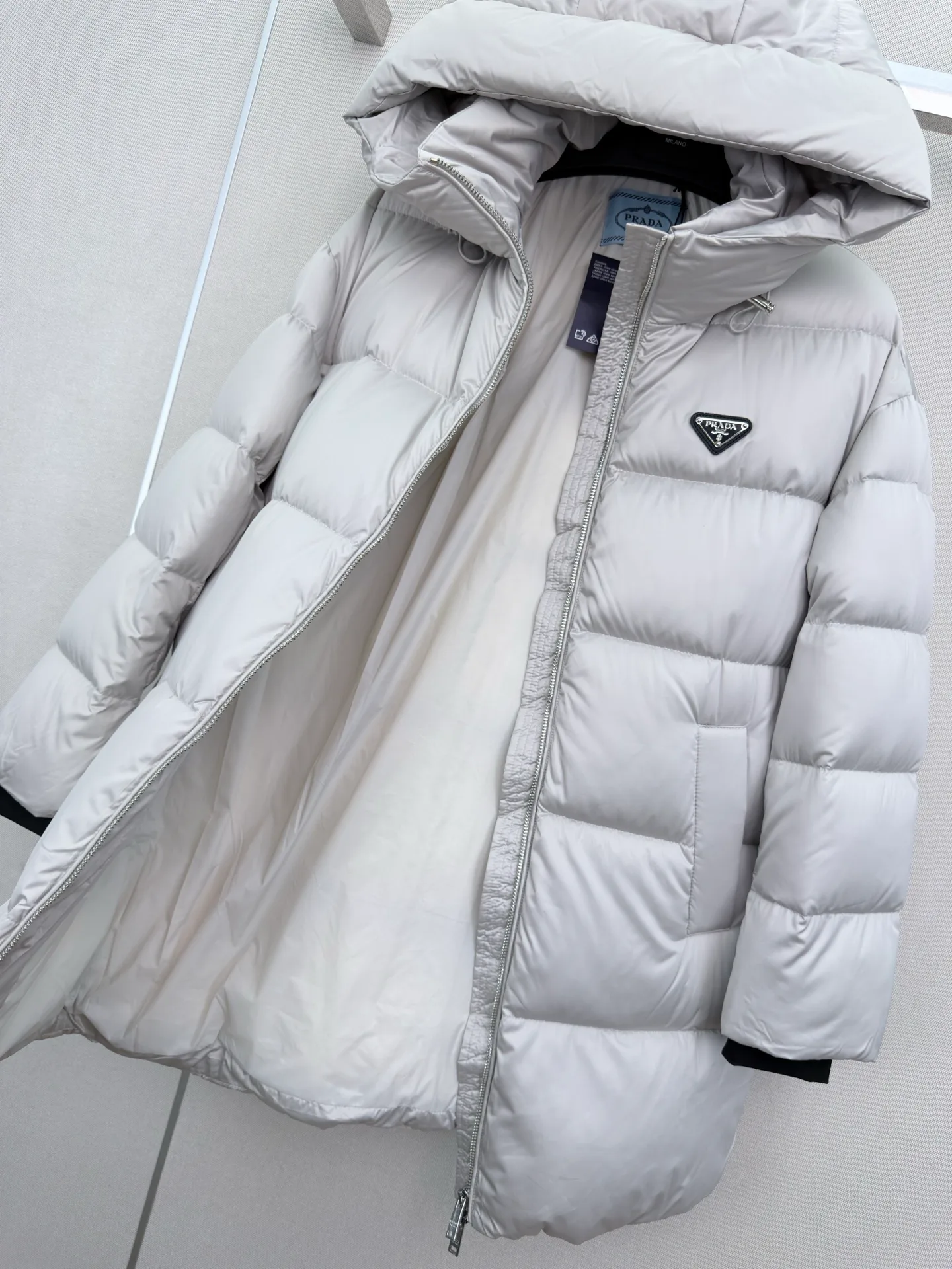 Куртки И Пуховики Женские Prada 19071158