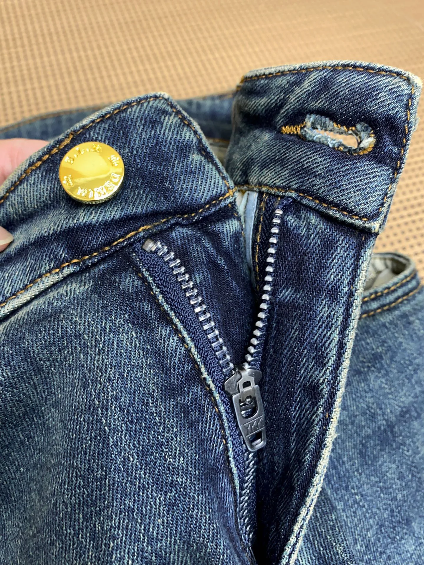 Джинсы Женские Saint Laurent 5093829