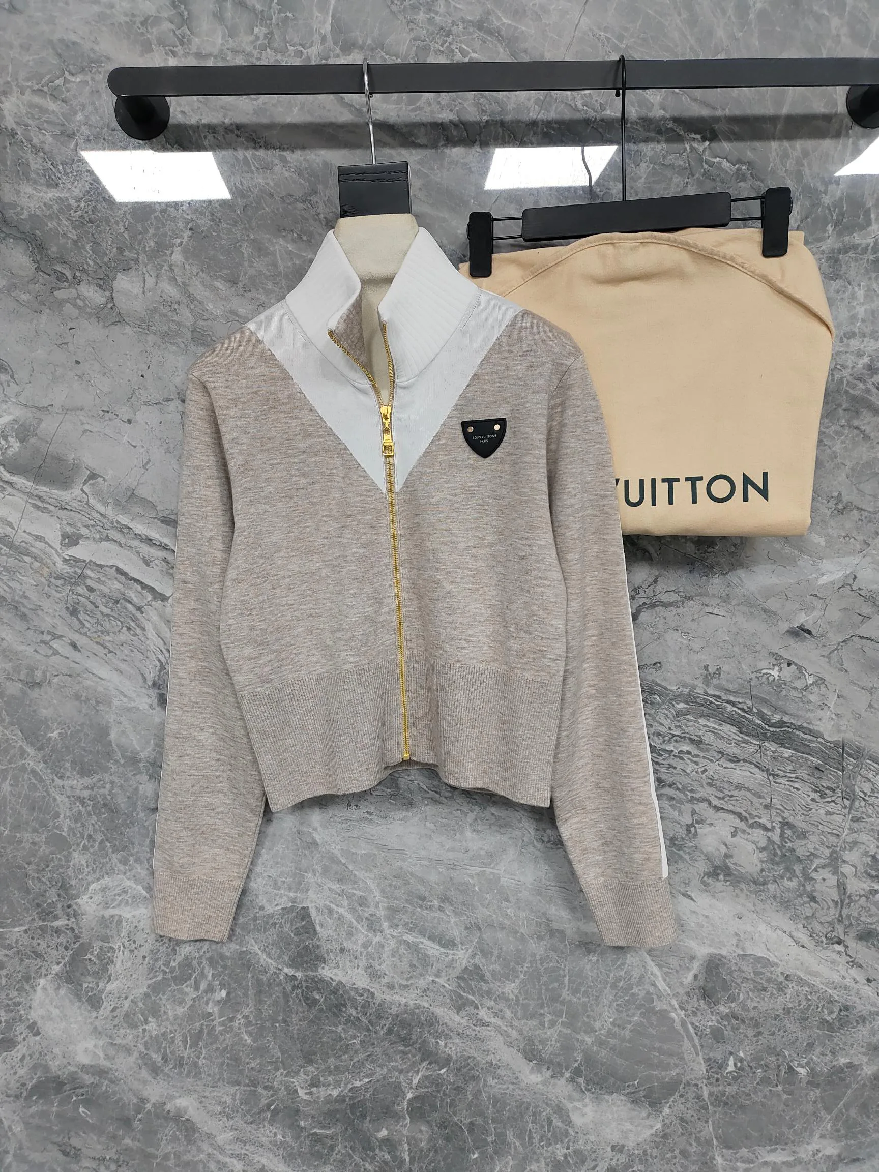 Жакеты Женские Louis Vuitton 11316394