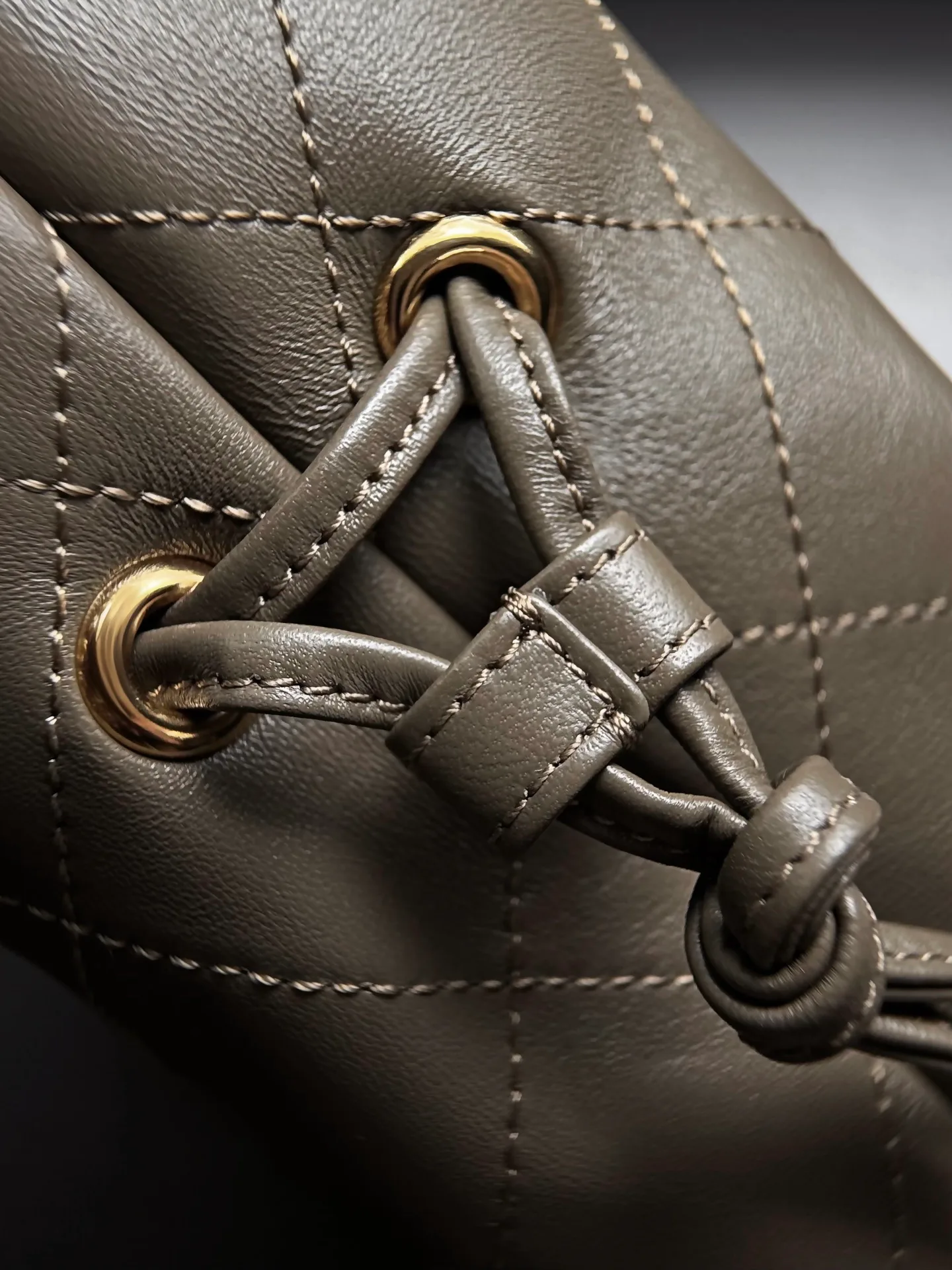 Классические Сумки Женские Chanel 18147589