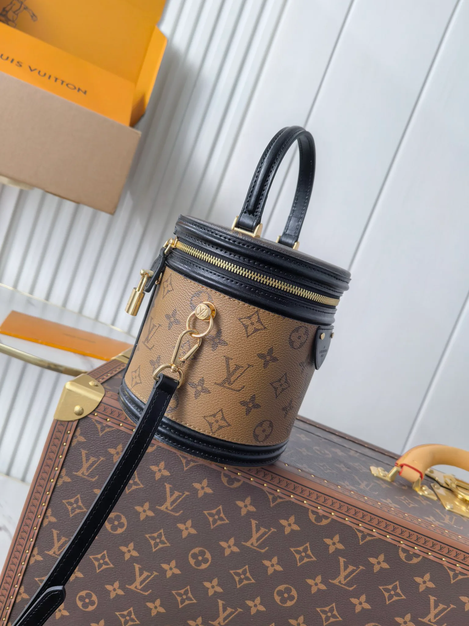 Классические Сумки Женские Louis Vuitton 13153267
