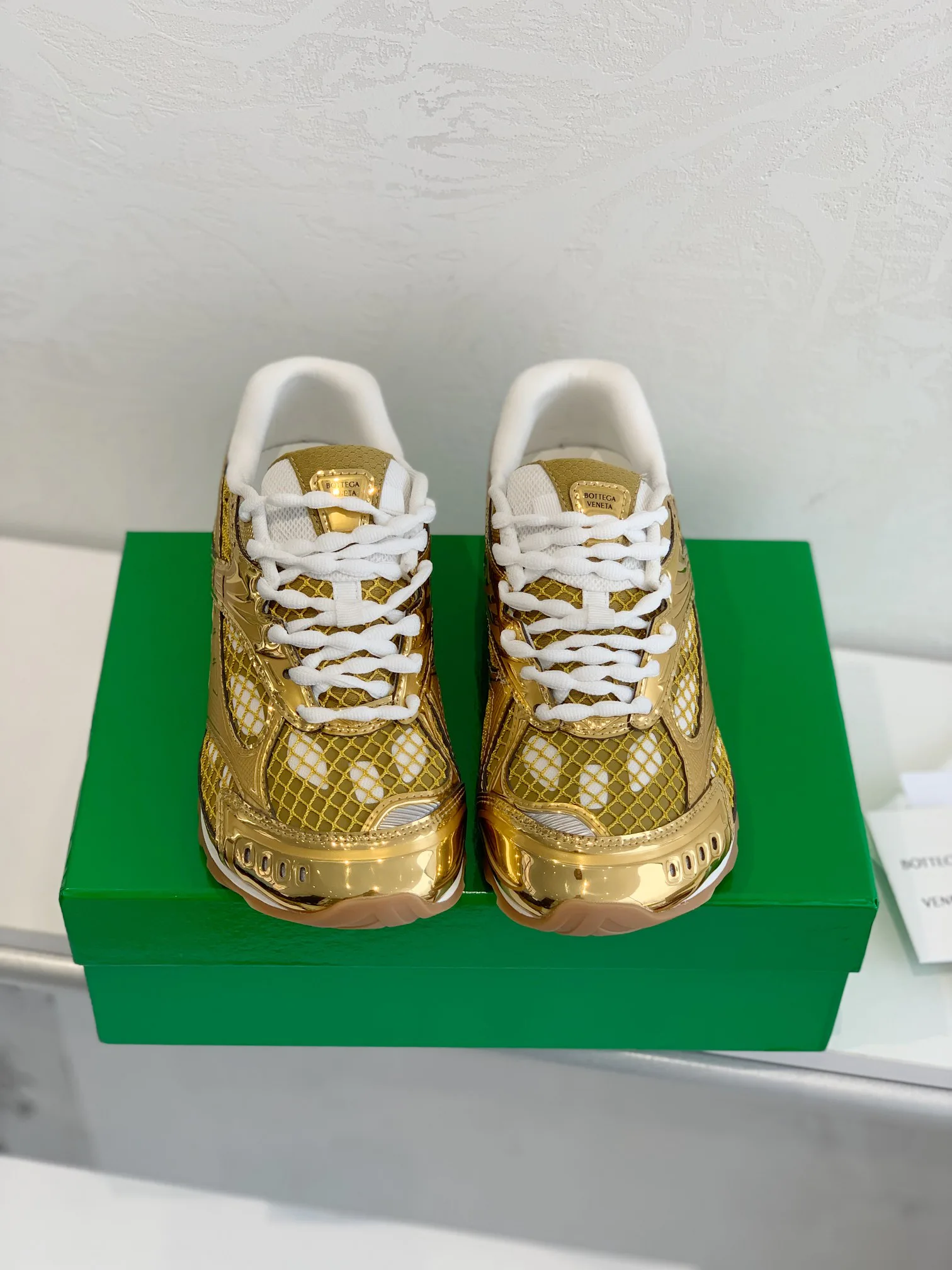 Кроссовки Женские Bottega Veneta 11677110
