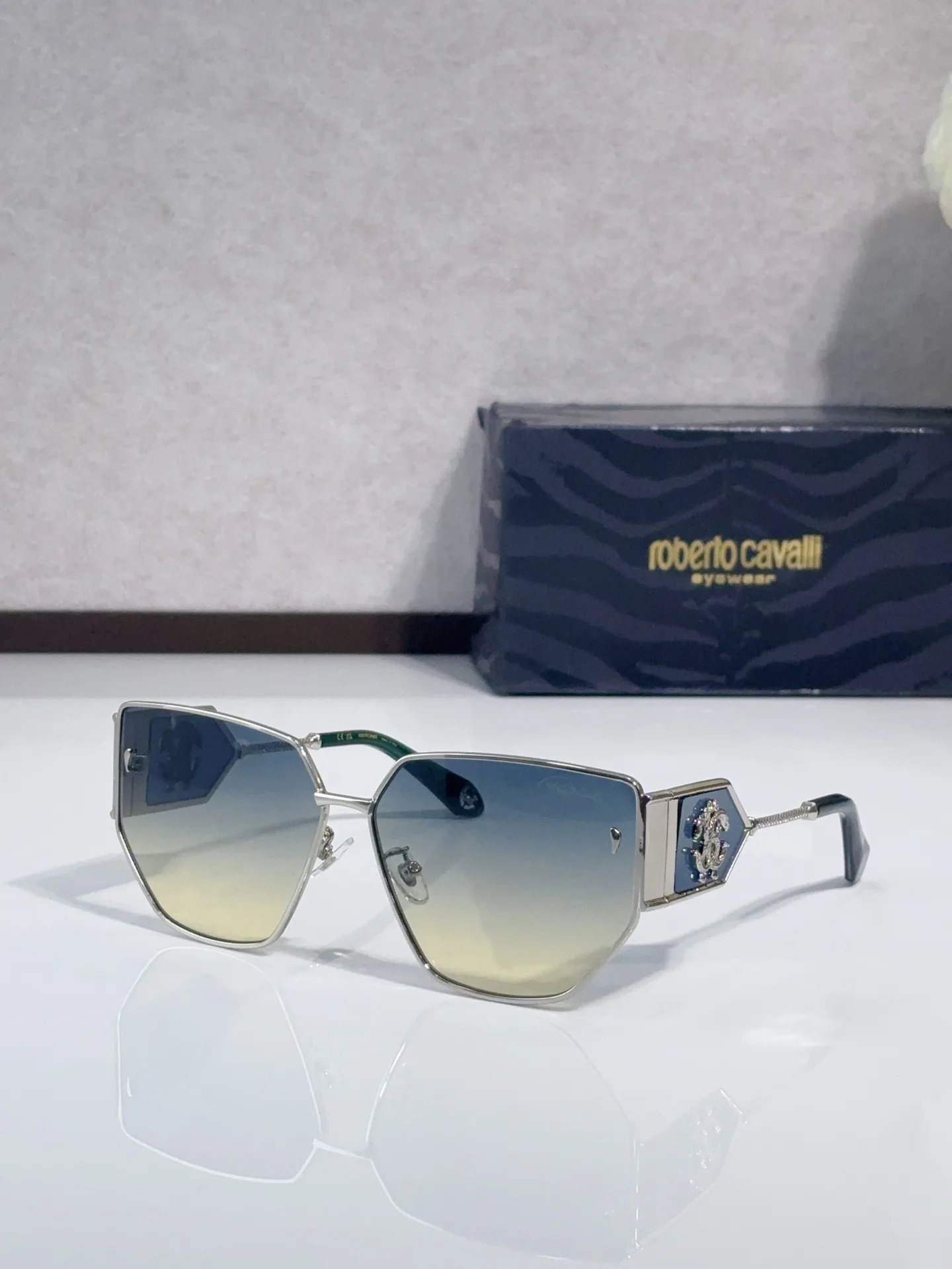 Очки Roberto Cavalli 18287044