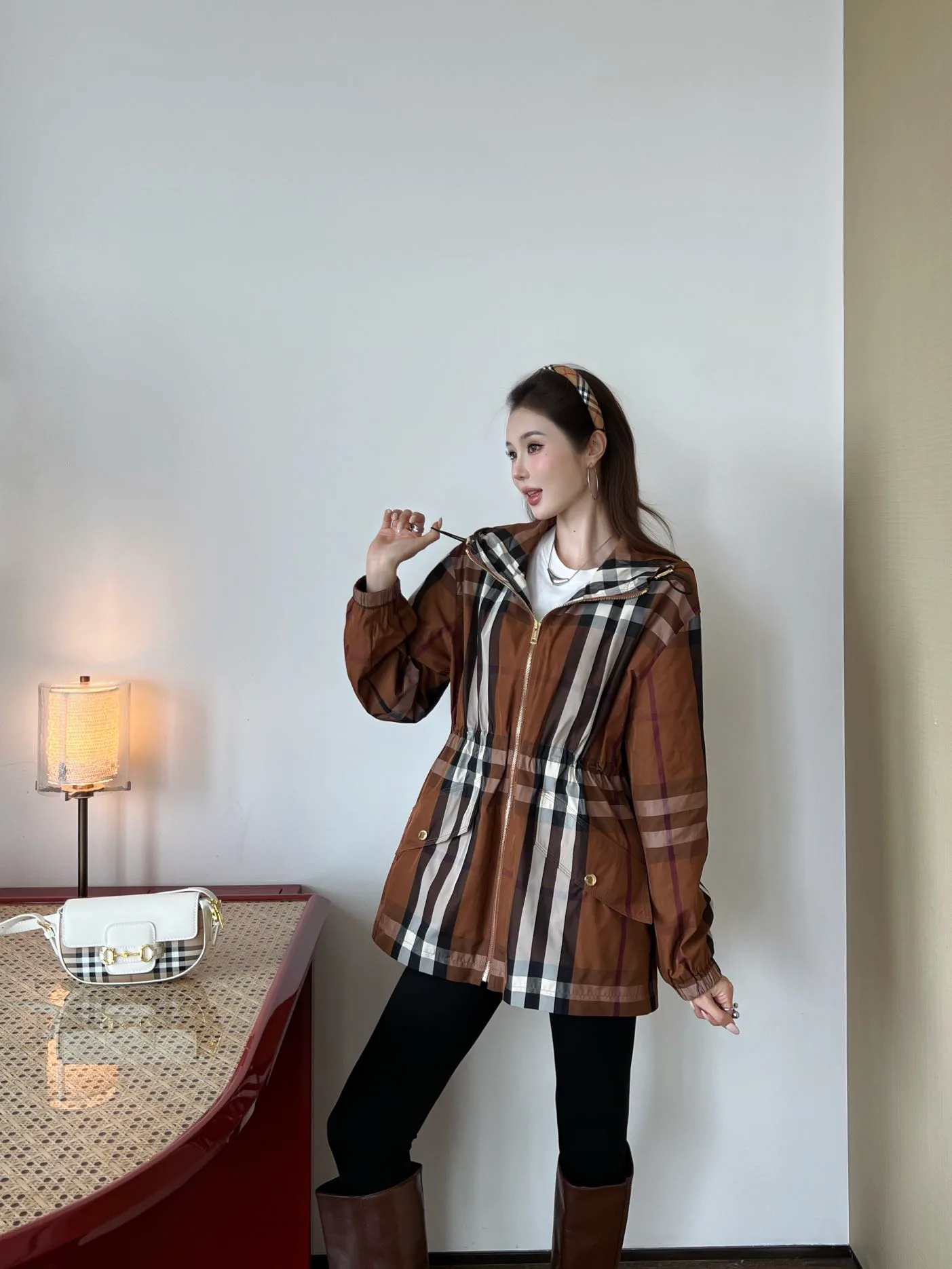 Куртки И Пуховики Женские Burberry 1049377