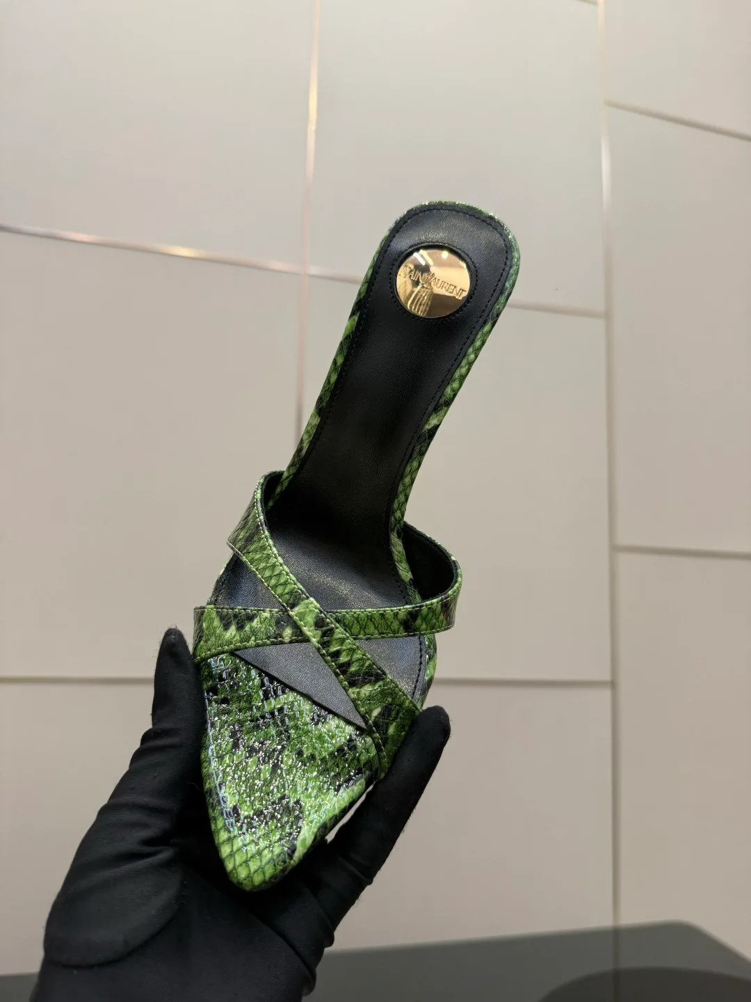 Босоножки Женские Saint Laurent 11409901