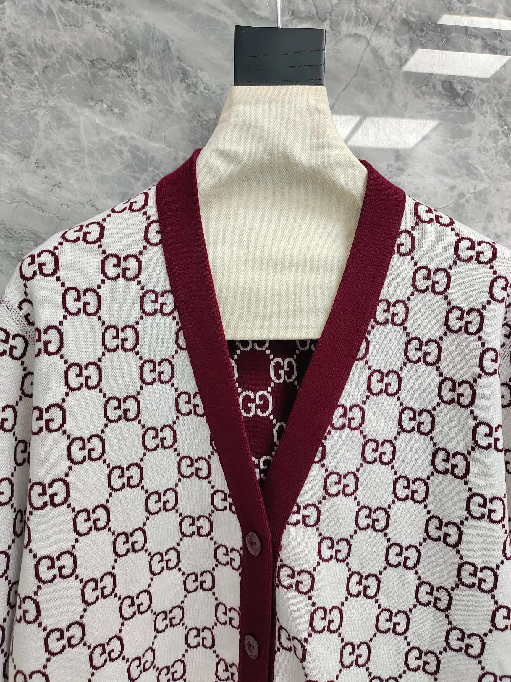 Джемперы И Свитеры Женские Gucci 19045232
