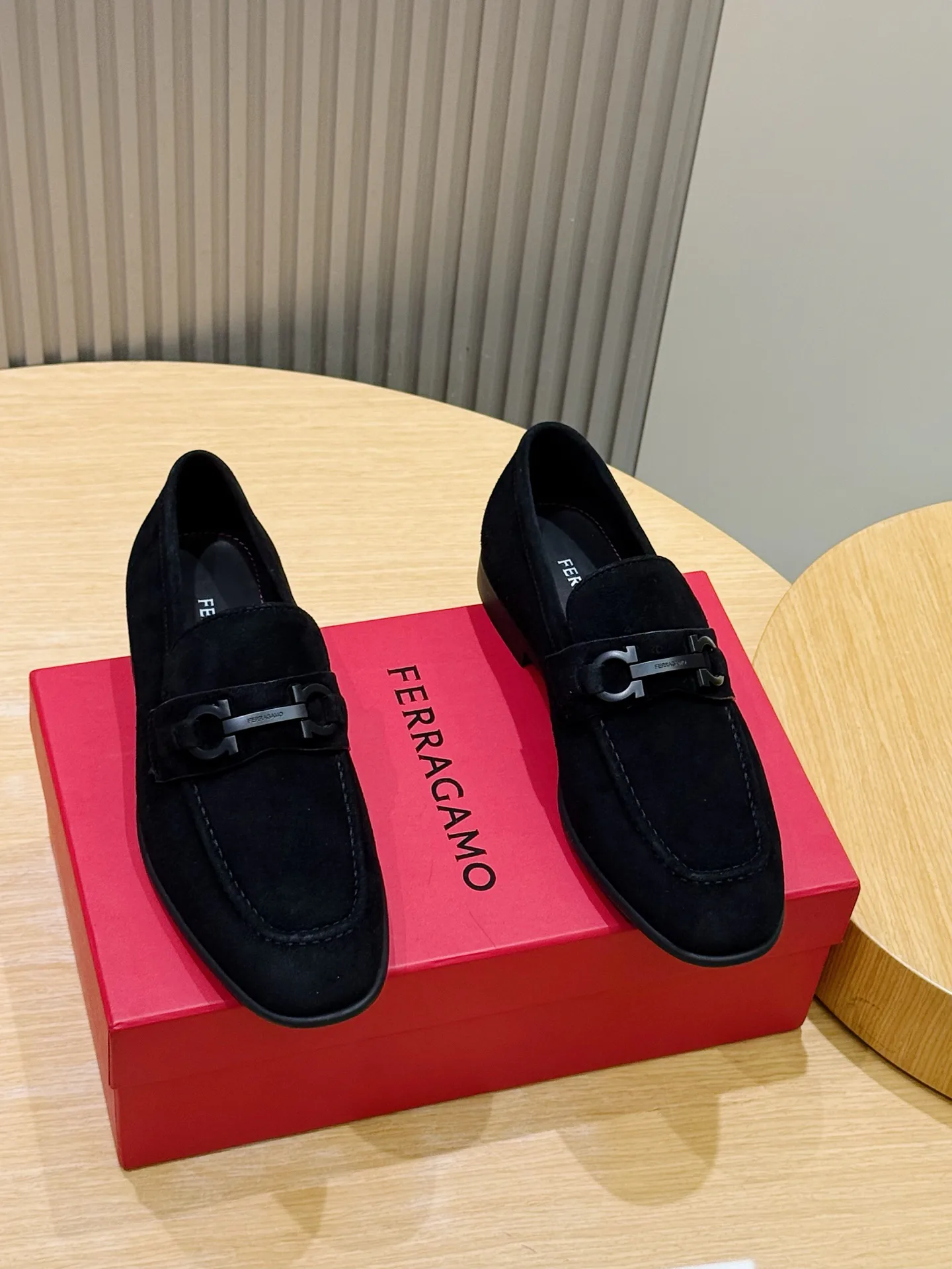 Лоферы И Туфли Мужские Salvatore Ferragamo 18101485