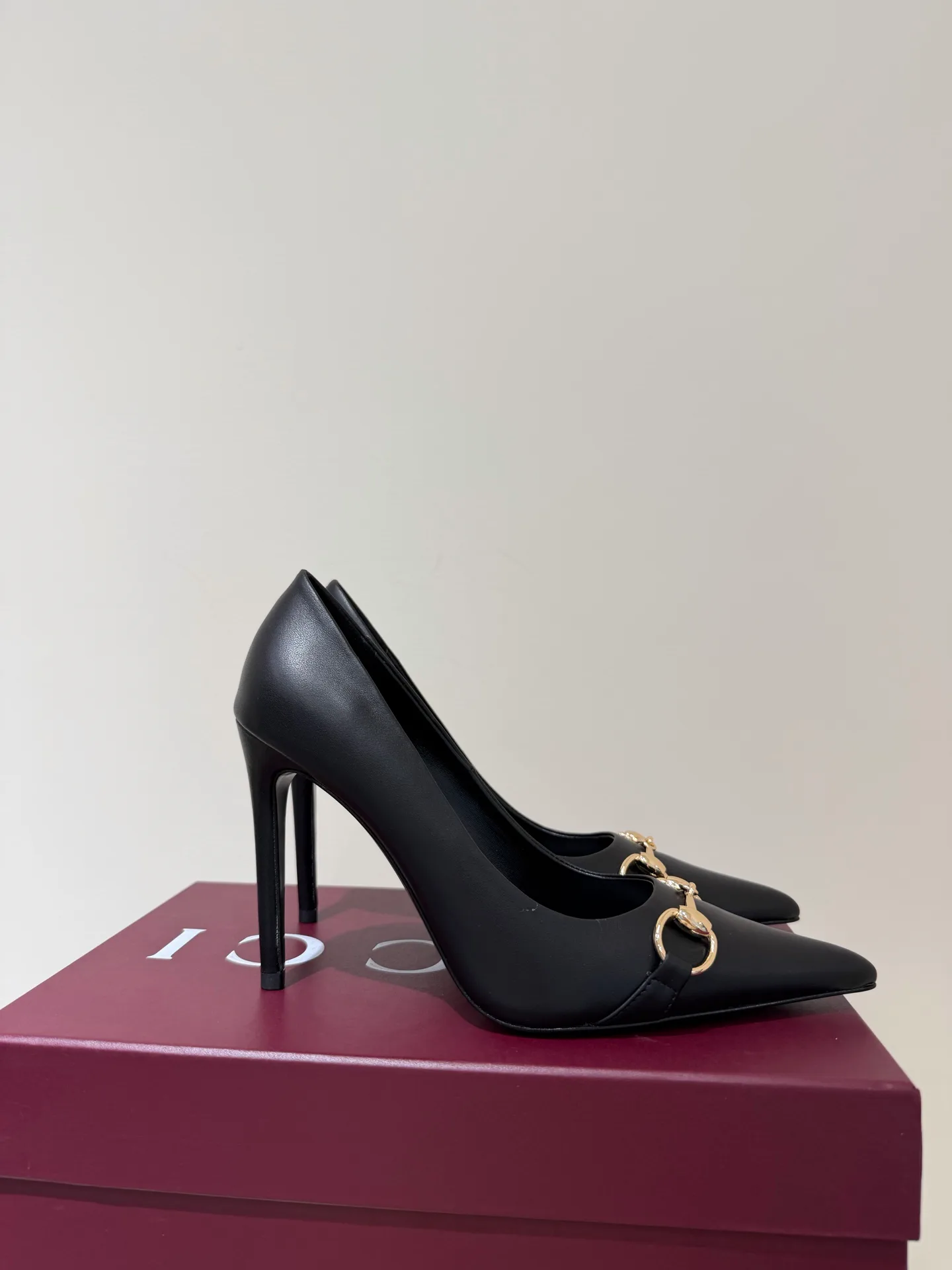 Туфли Женские Gucci 18959285