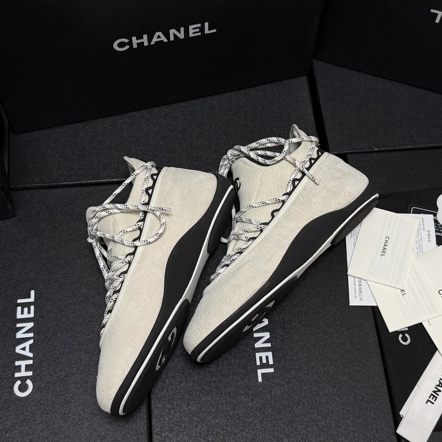 Кроссовки Женские Chanel 18083058