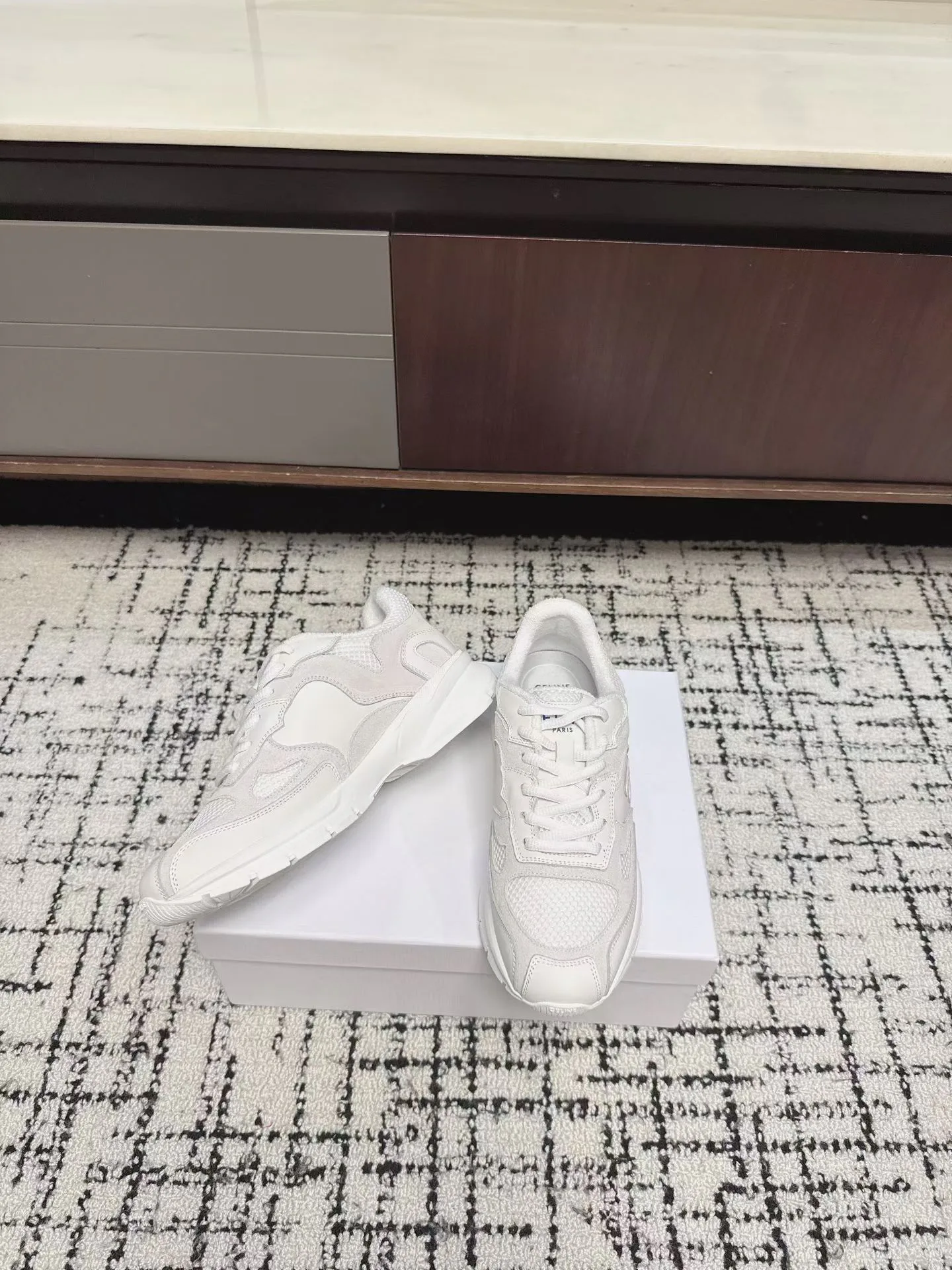Кроссовки Женские Celine 17449392