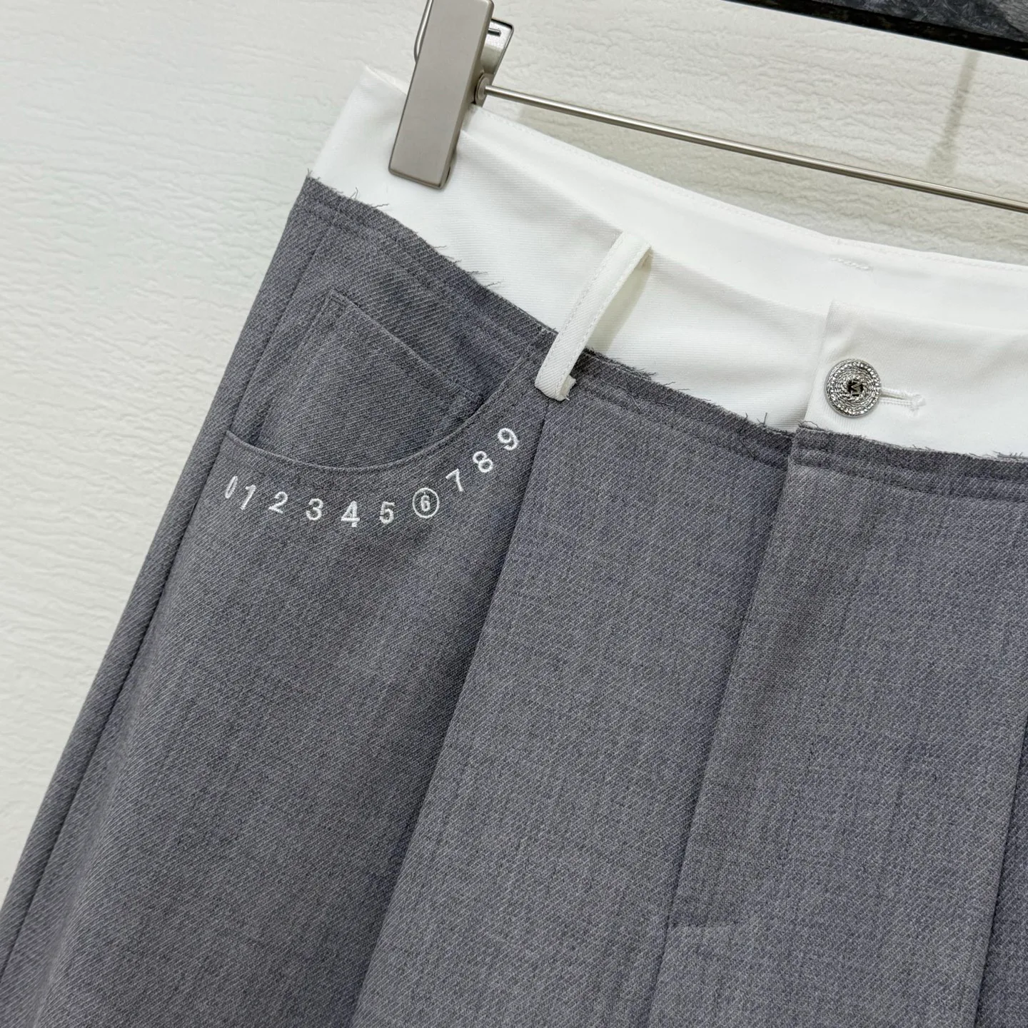 Брюки Женские Maison Margiela 11417173