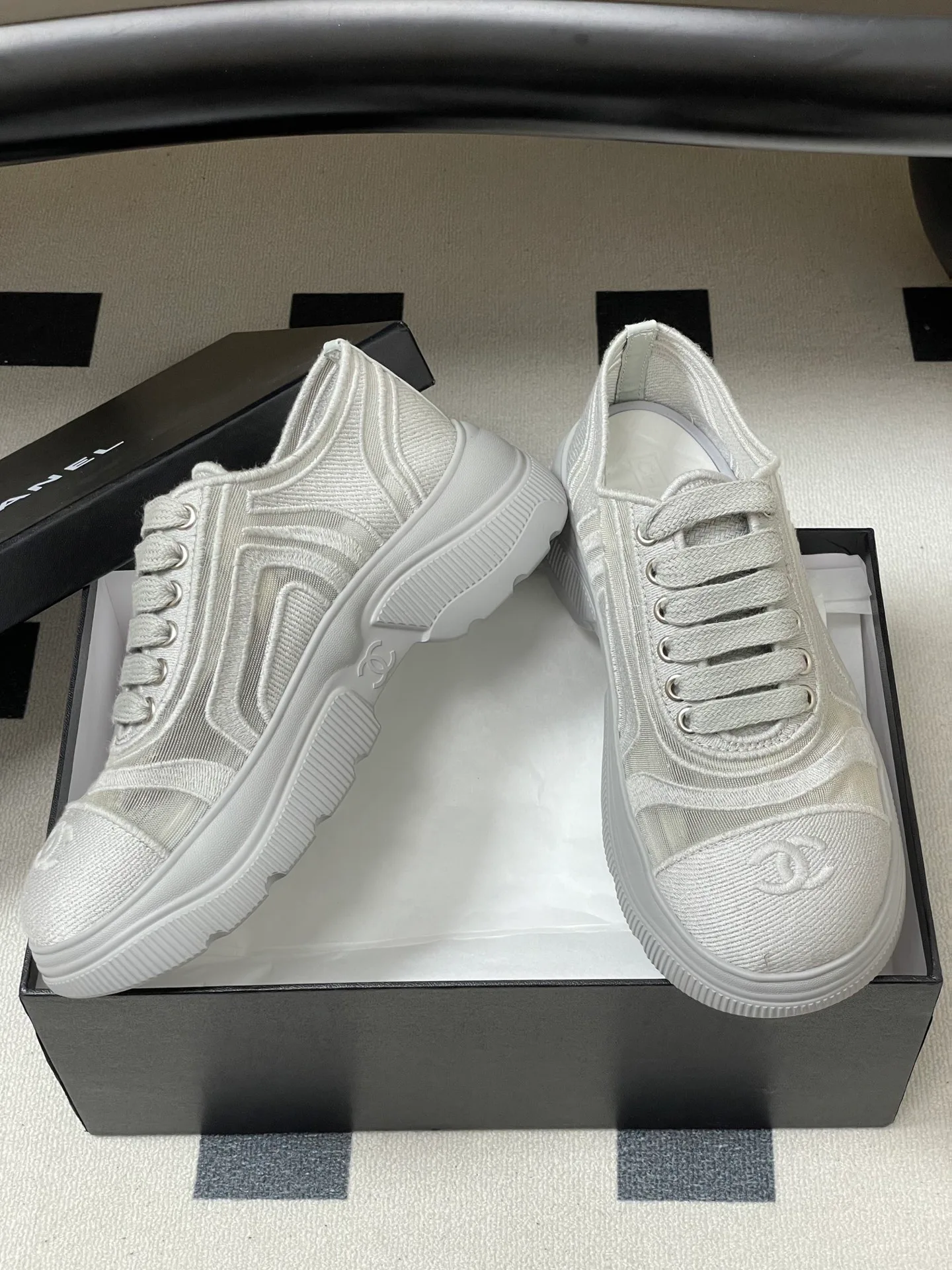 Кроссовки Женские Chanel 725615