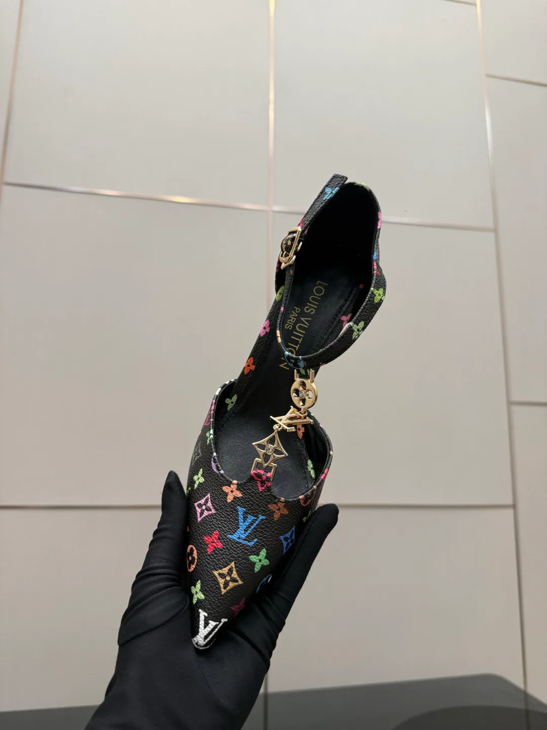 Туфли Женские Louis Vuitton 11755398