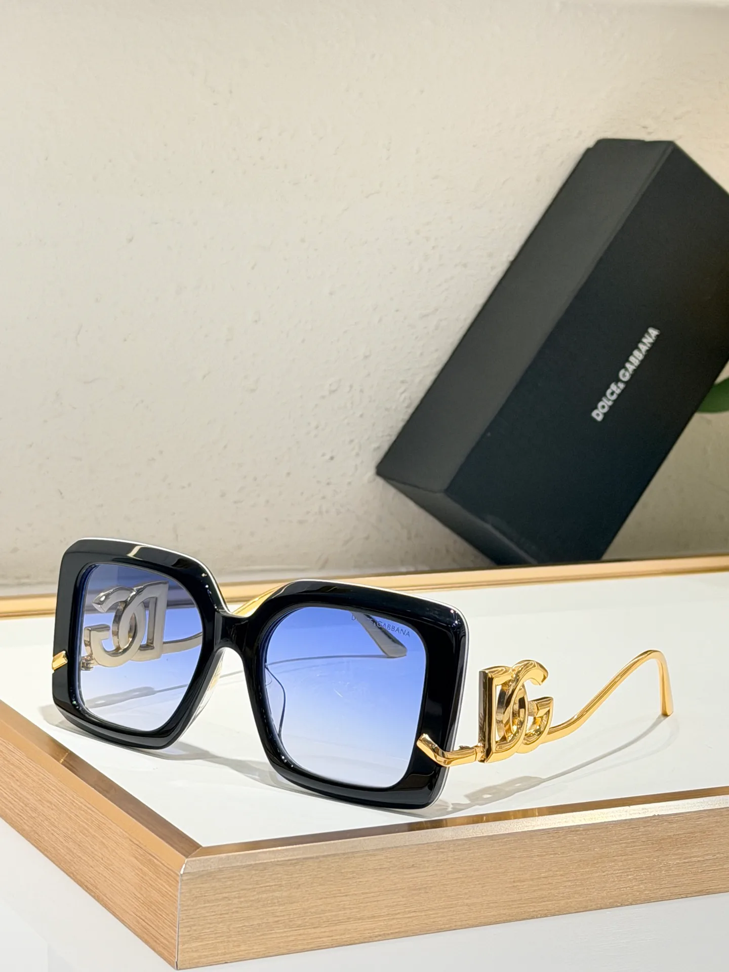 Очки Dolce & Gabbana 912338