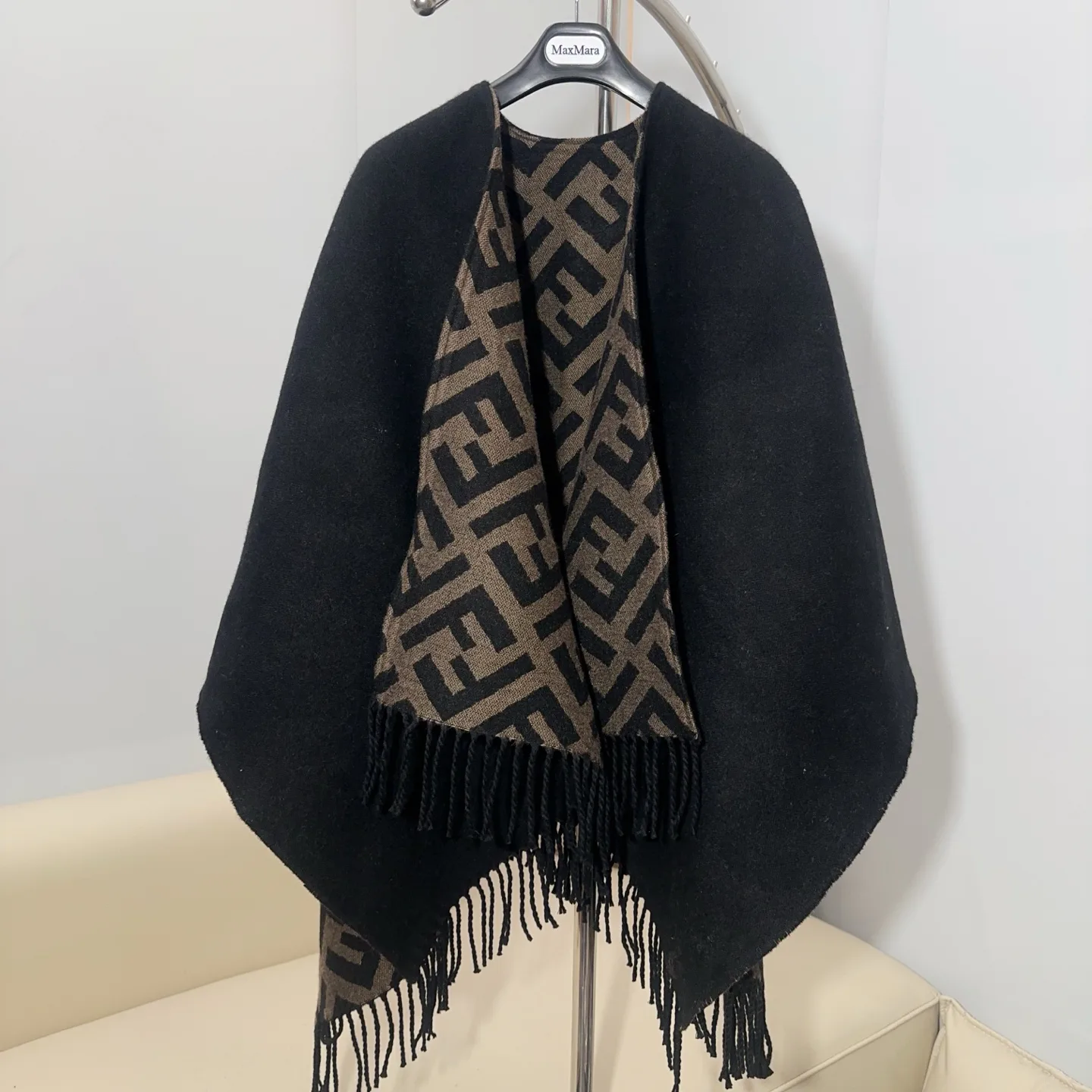 Пальто Женские Fendi 18574661