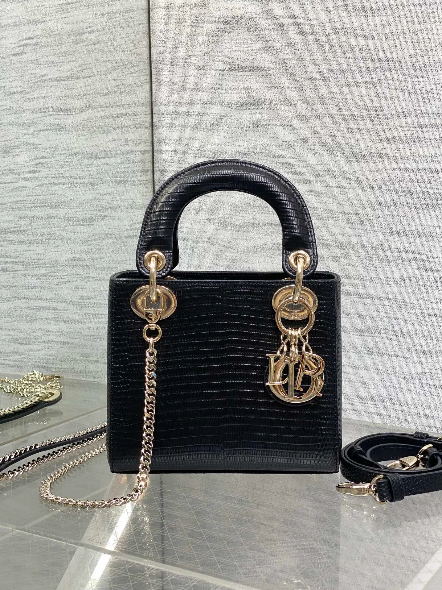 Классические Сумки Женские Christian Dior 11412673