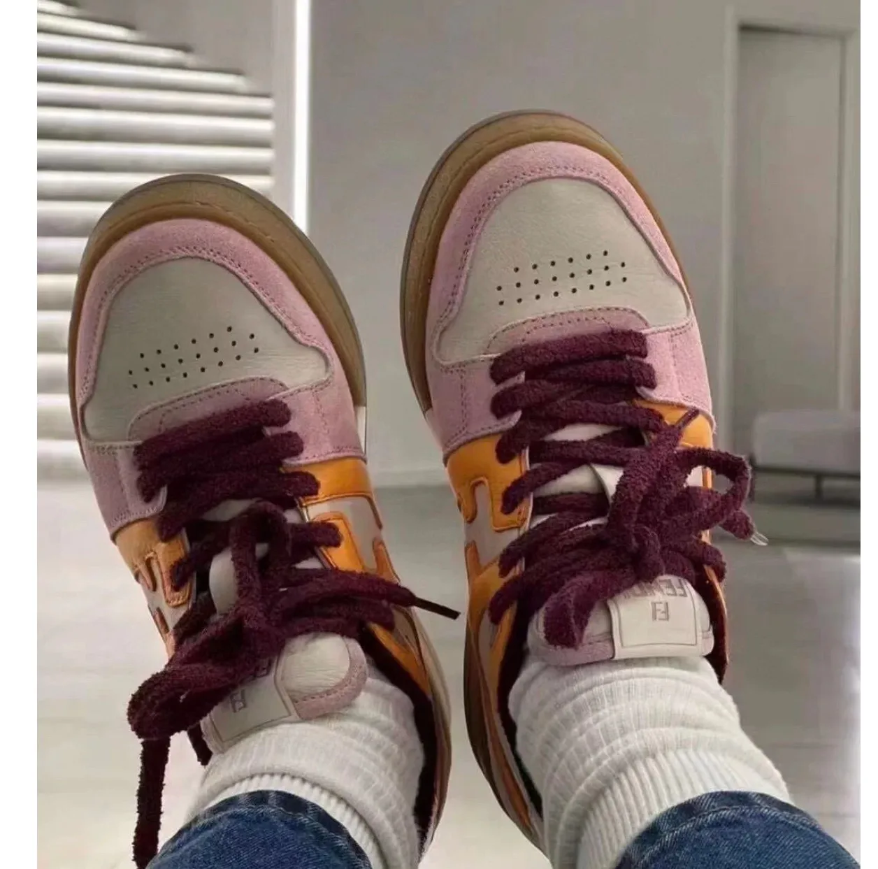 Кроссовки Женские Fendi