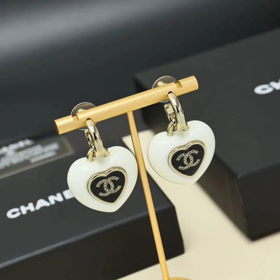 Бижутерия Chanel 273692
