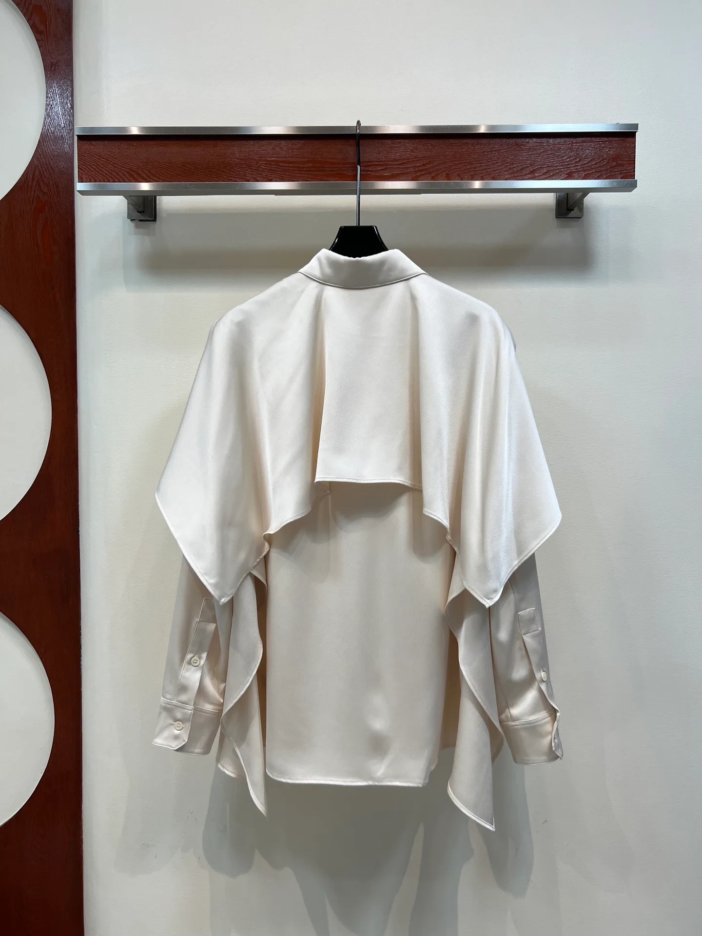 Рубашки Женские Louis Vuitton 18605985