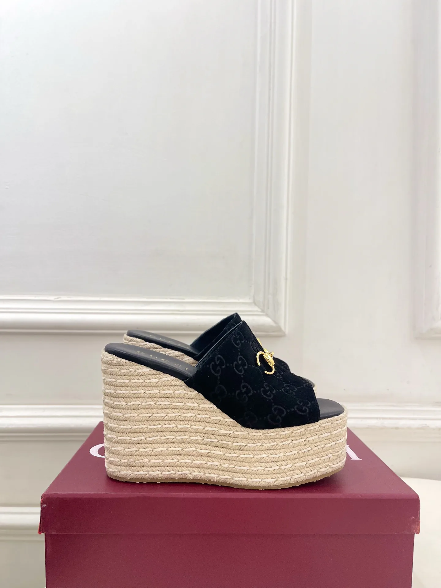 Сандалии Женские Gucci 13218191
