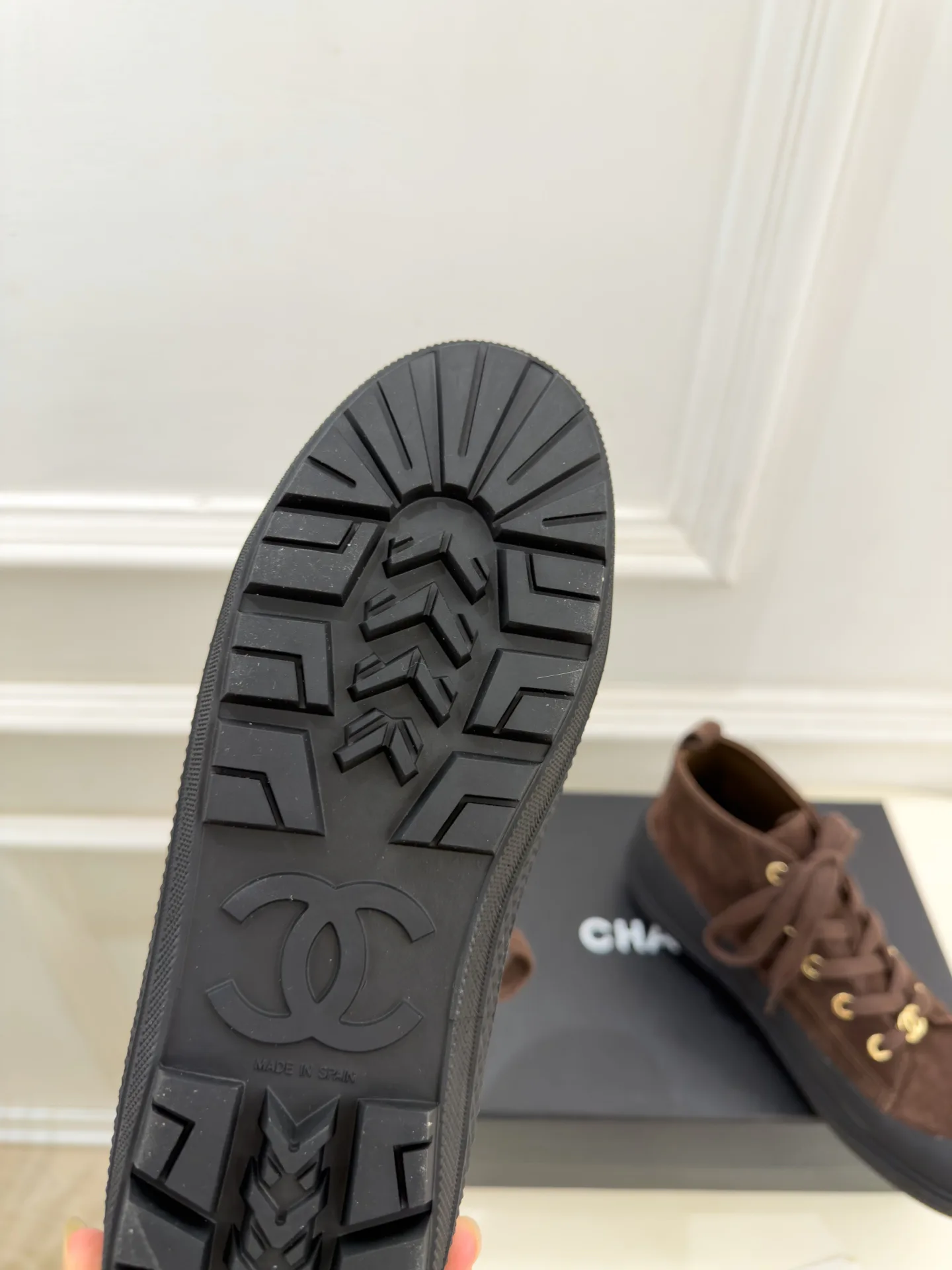 Кроссовки Женские Chanel 18346896