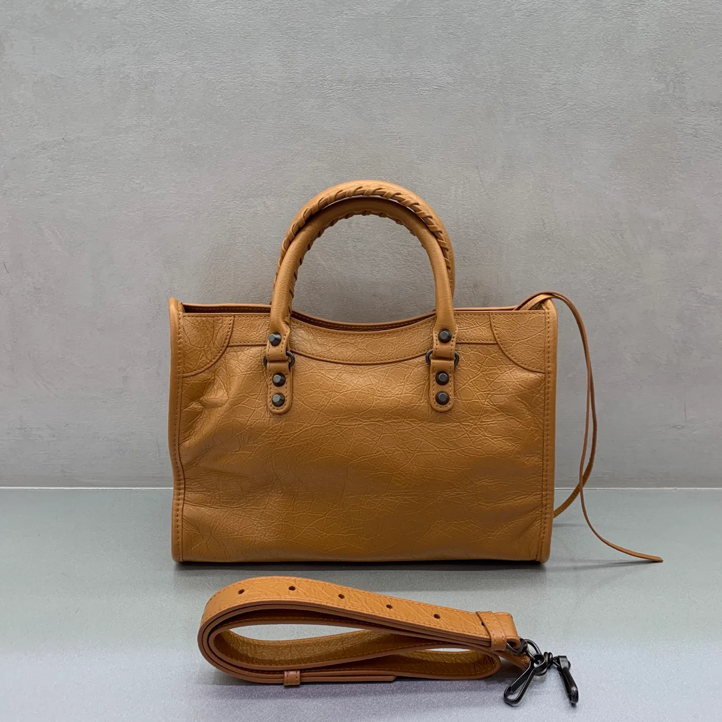 Классические Сумки Женские Balenciaga 11864150