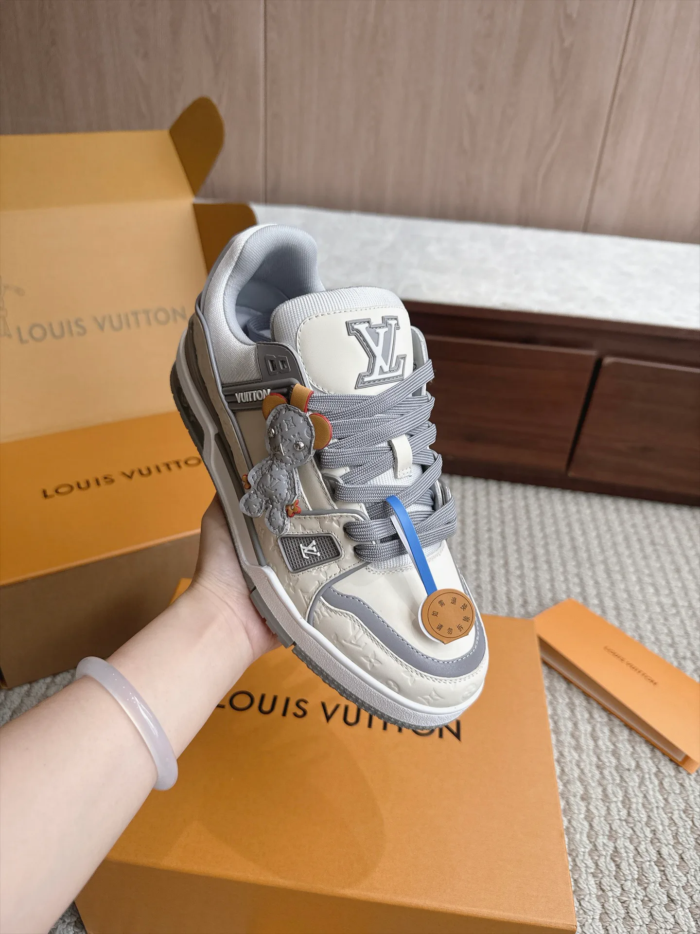 Кроссовки Мужские Louis Vuitton 18039313