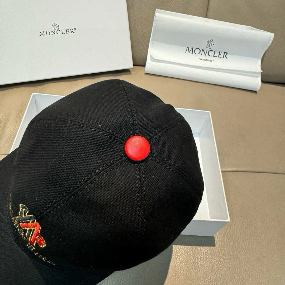Головные Уборы Moncler 18105250