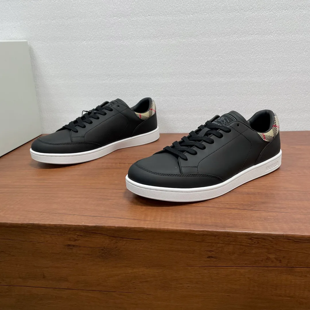 Кроссовки Мужские Burberry 4266651