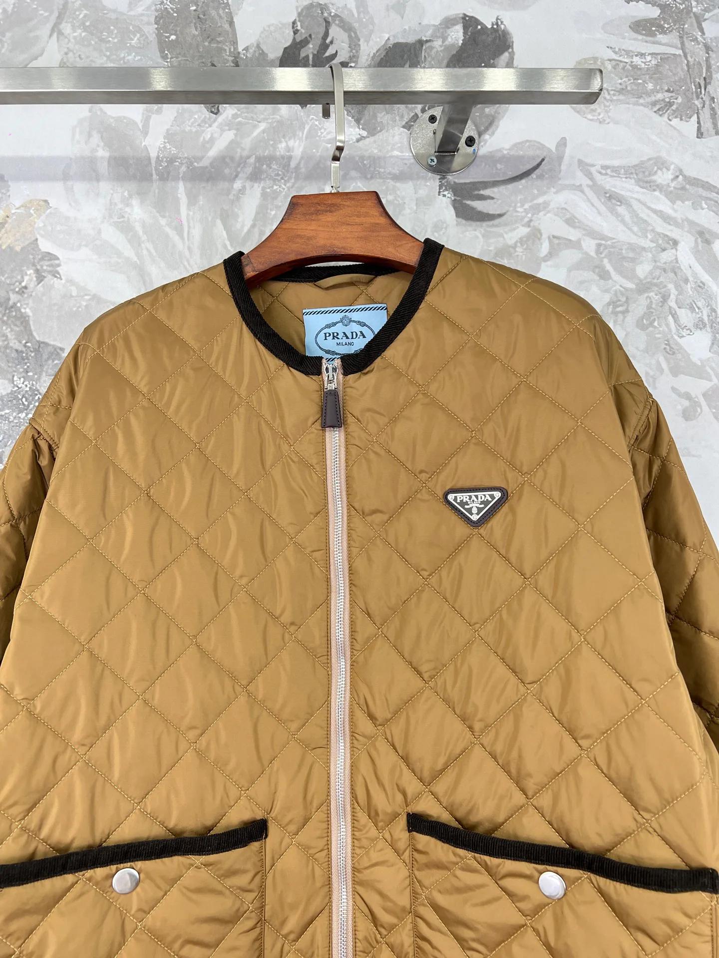 Куртки И Пуховики Женские Prada 197949