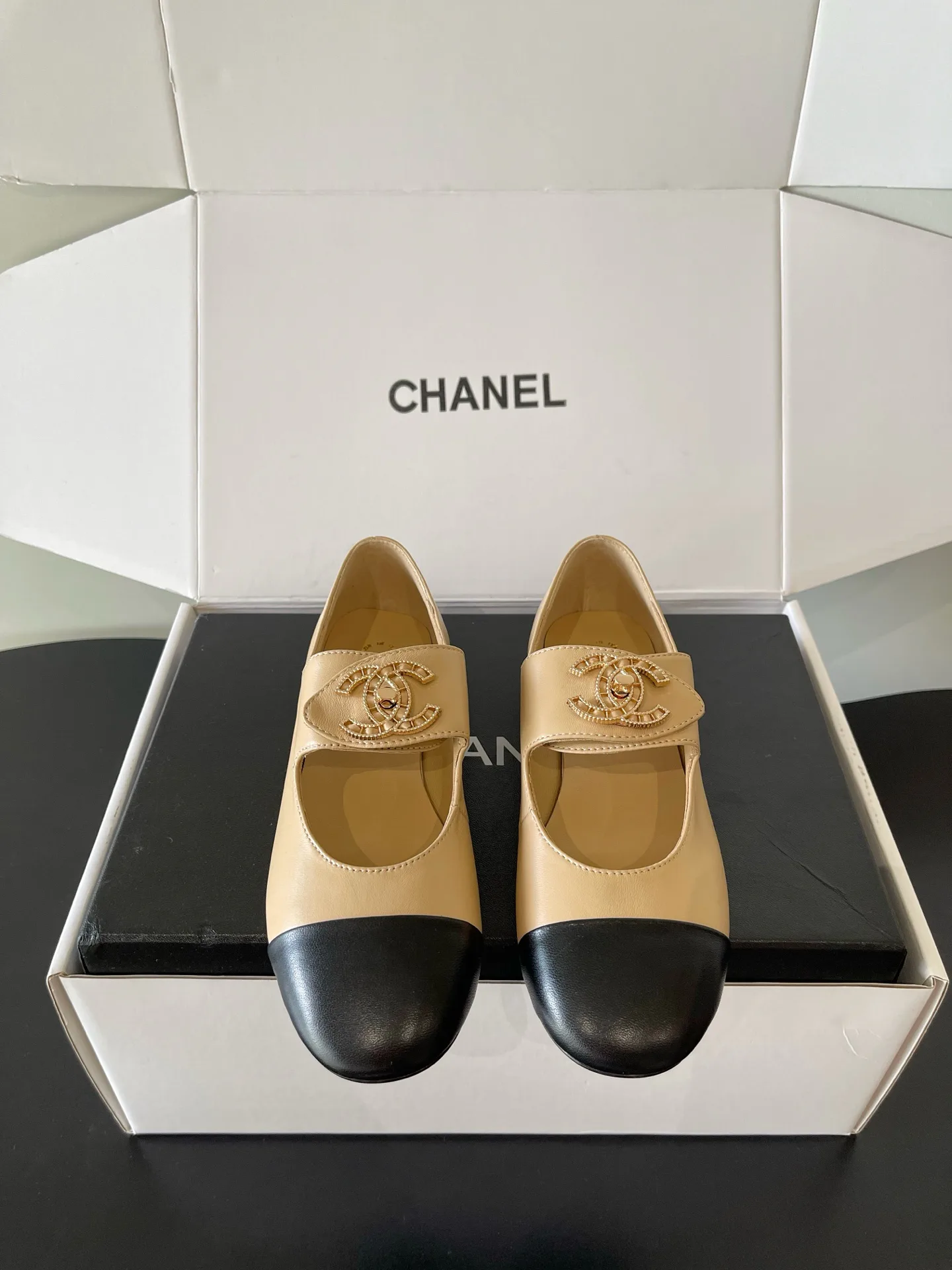 Туфли Женские Chanel 18234974