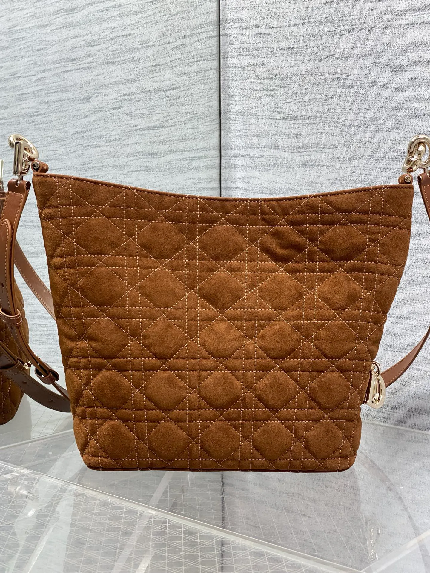 Классические Сумки Женские Christian Dior 18242091