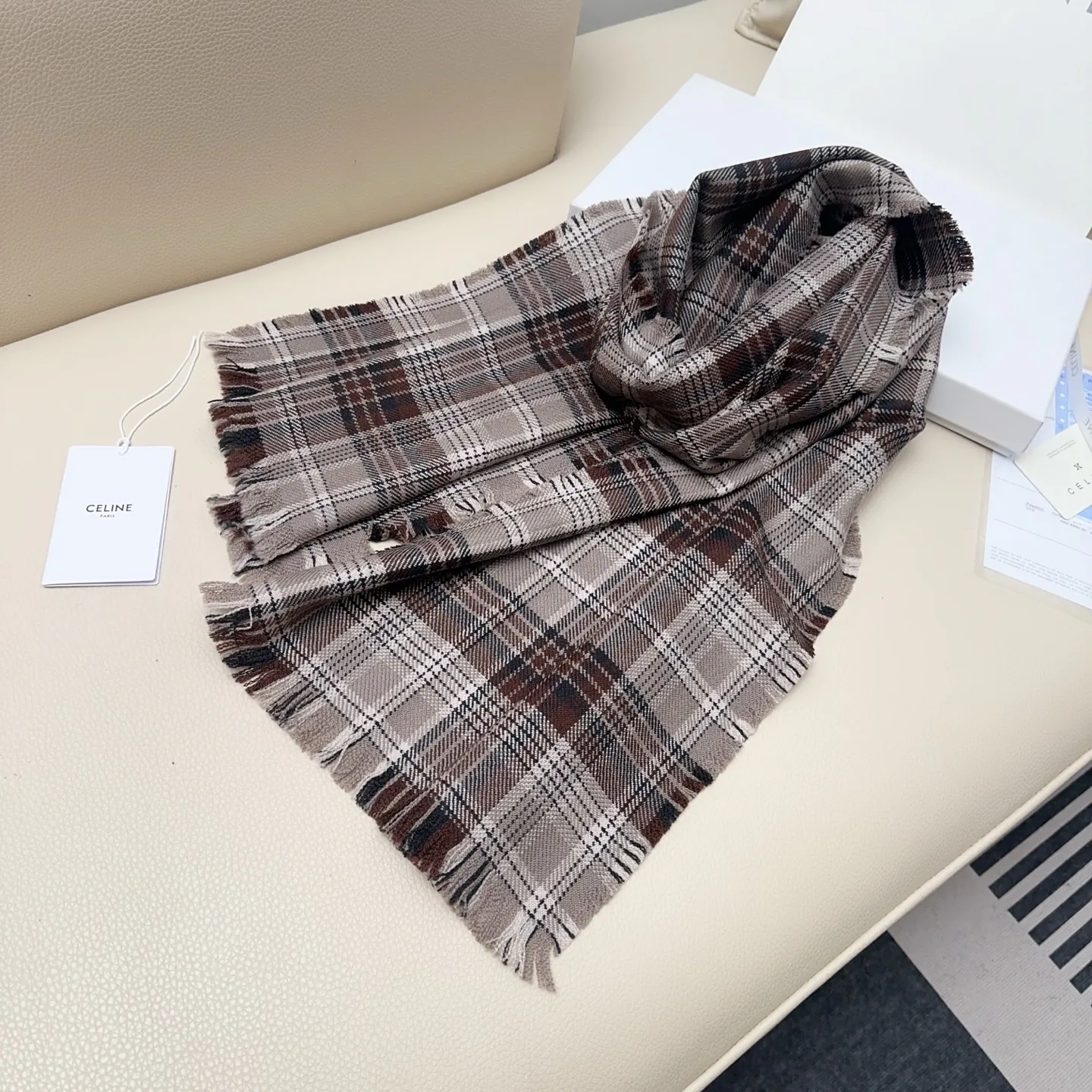 Шарфы Celine 18627346