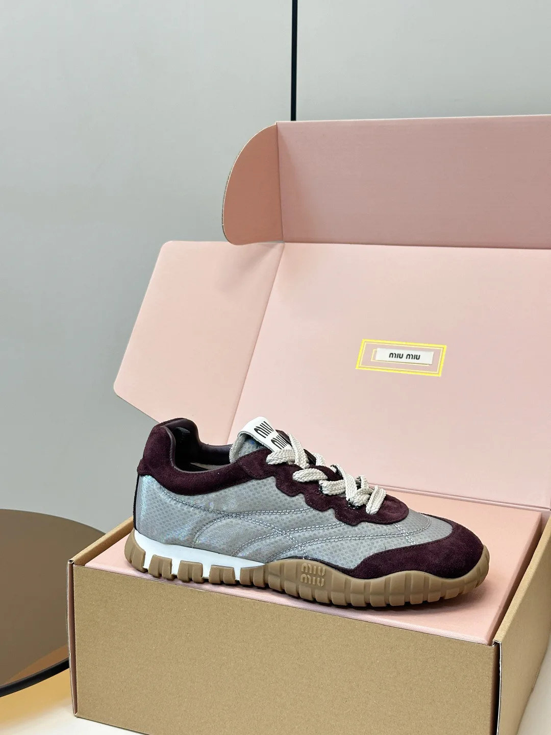 Кроссовки Женские Miu Miu 19032051