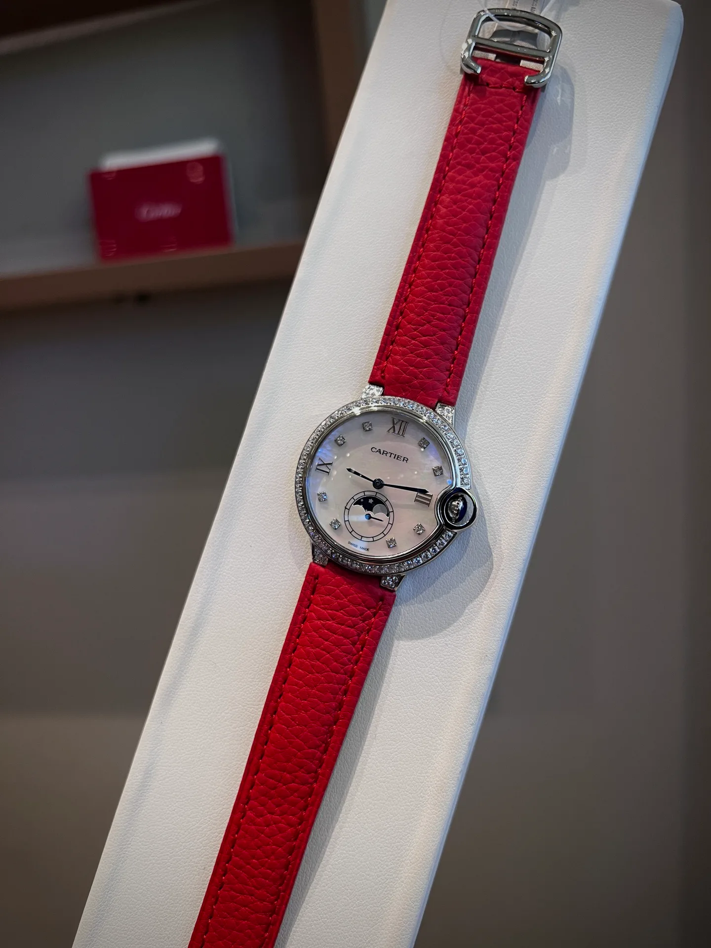 Часы Женские Cartier 17812113