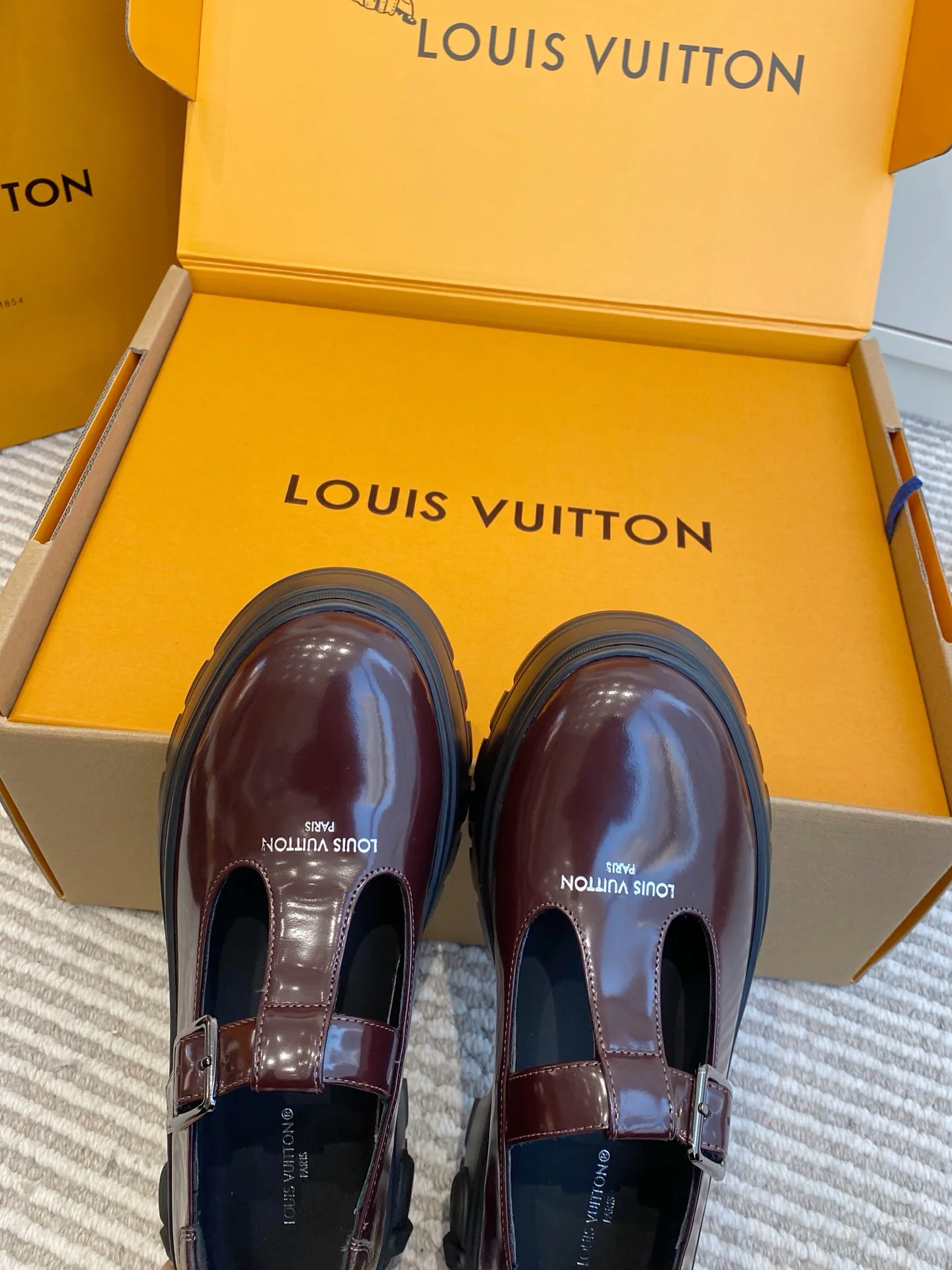 Туфли Женские Louis Vuitton 11304093