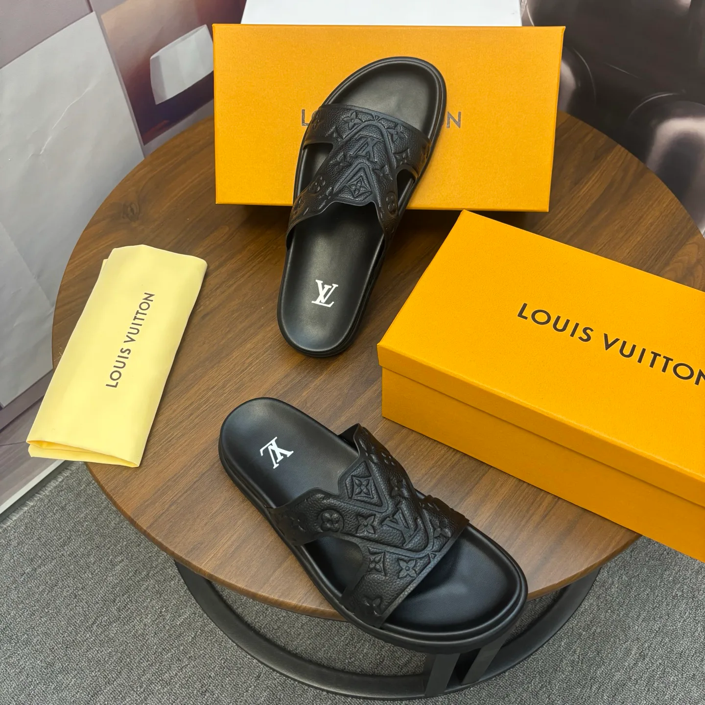 Туфли Женские Louis Vuitton 10611156