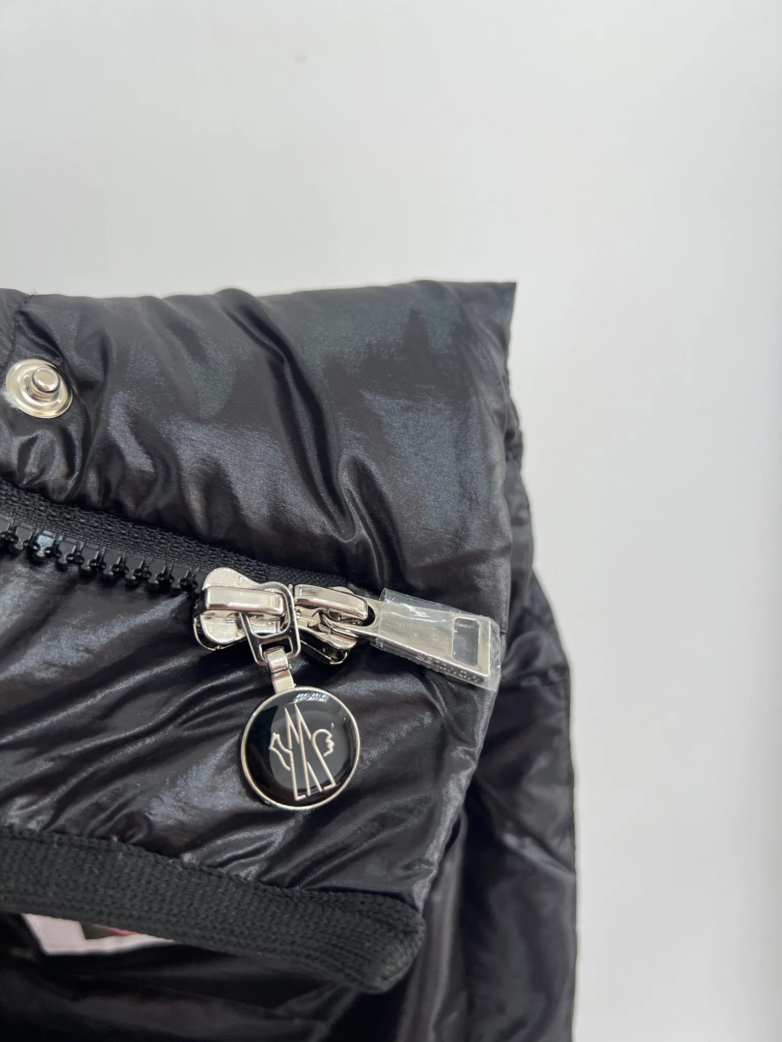 Куртки И Пуховики Женские Moncler 18416197