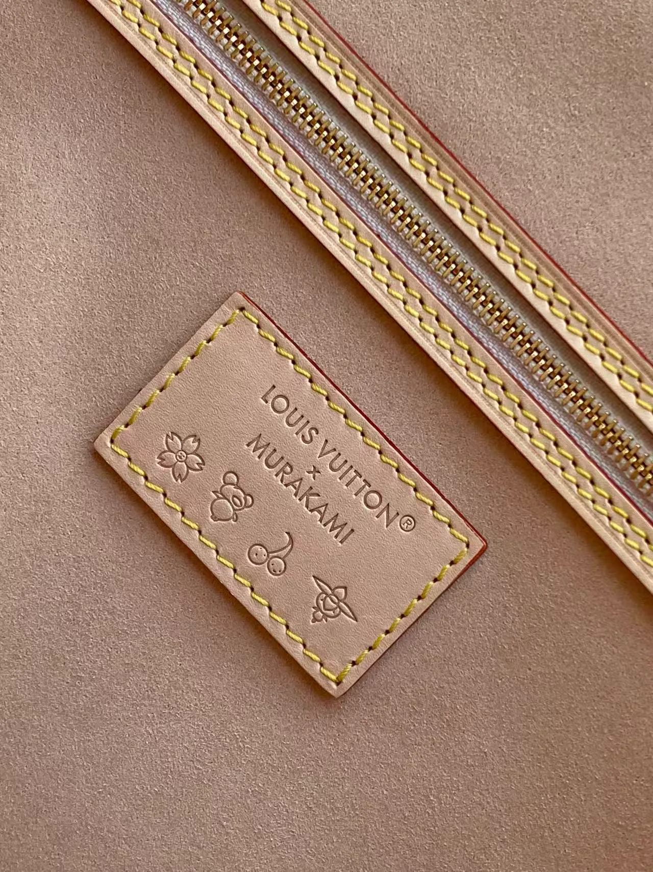 Классические Сумки Женские Louis Vuitton 11704154