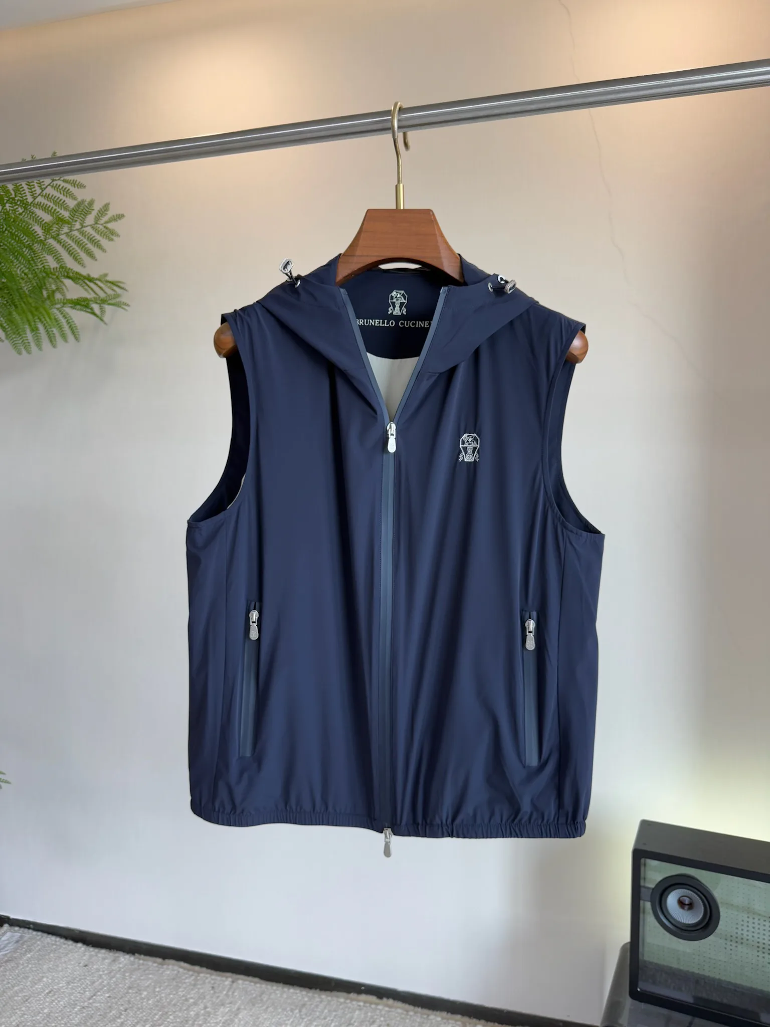 Жилеты Мужские Brunello Cucinelli 11697571