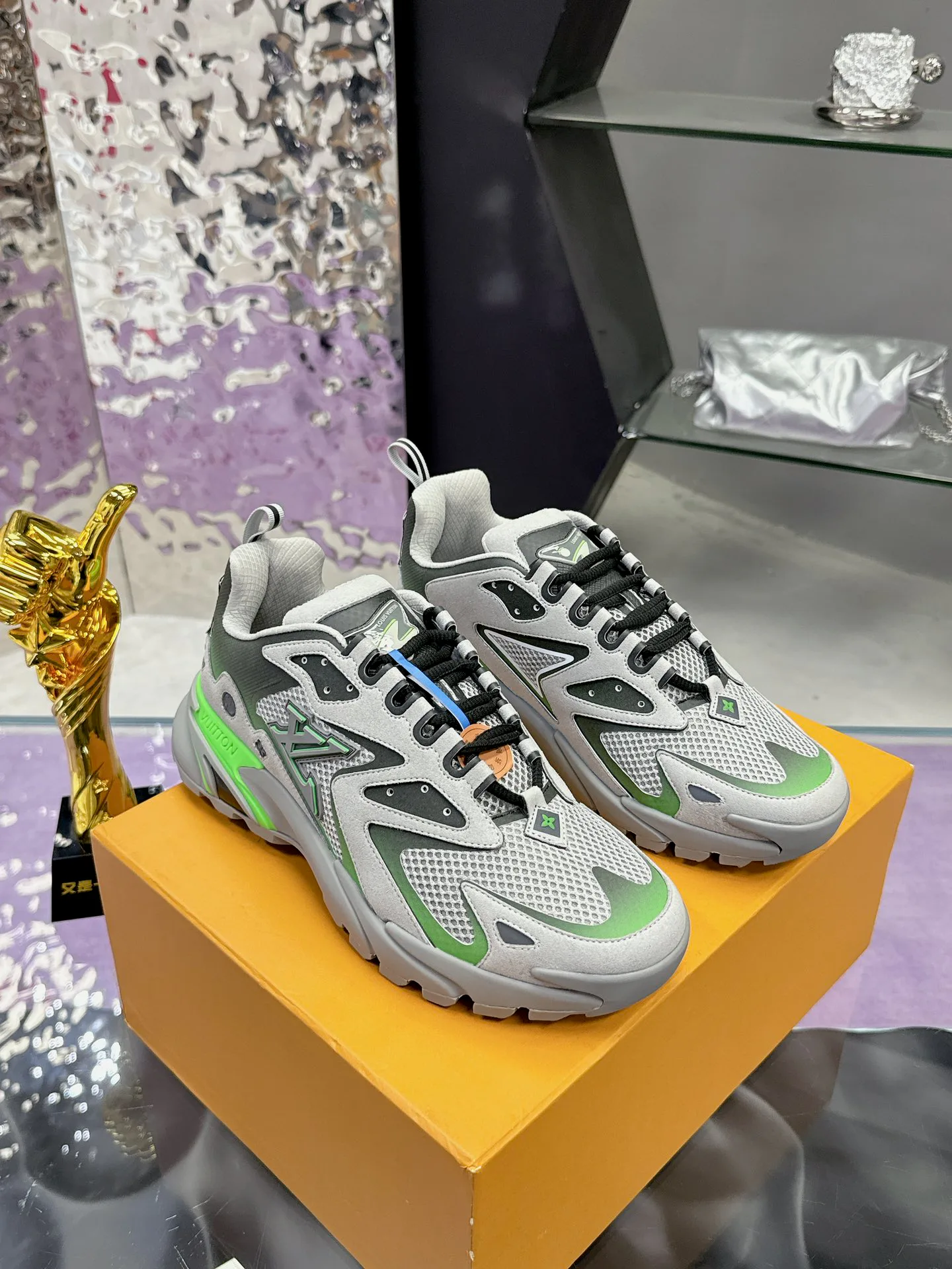 Кроссовки Мужские Louis Vuitton 841701