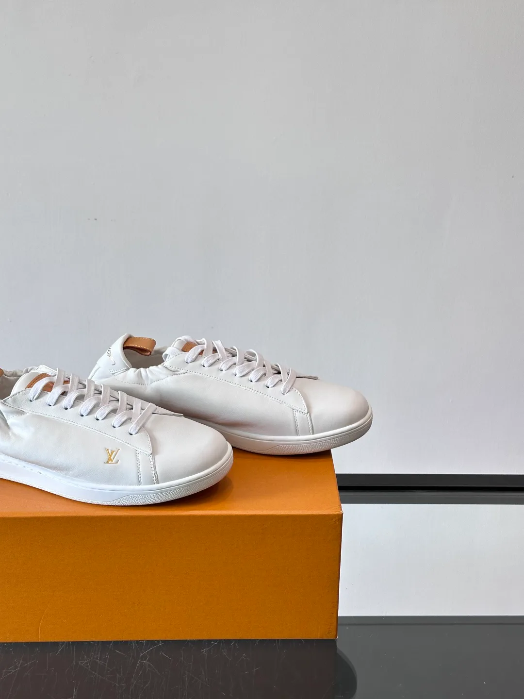 Кроссовки Мужские Louis Vuitton 18263693