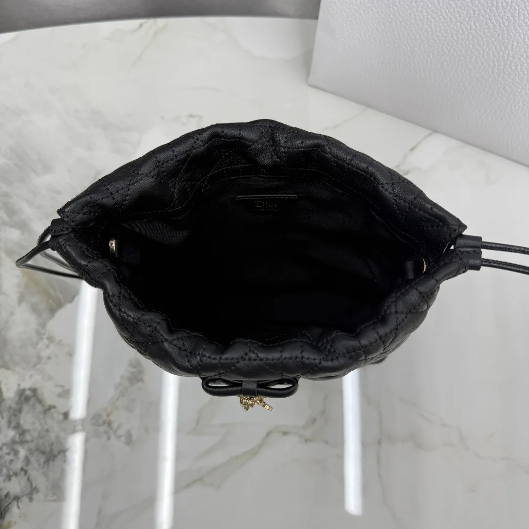 Классические Сумки Женские Christian Dior 12622366